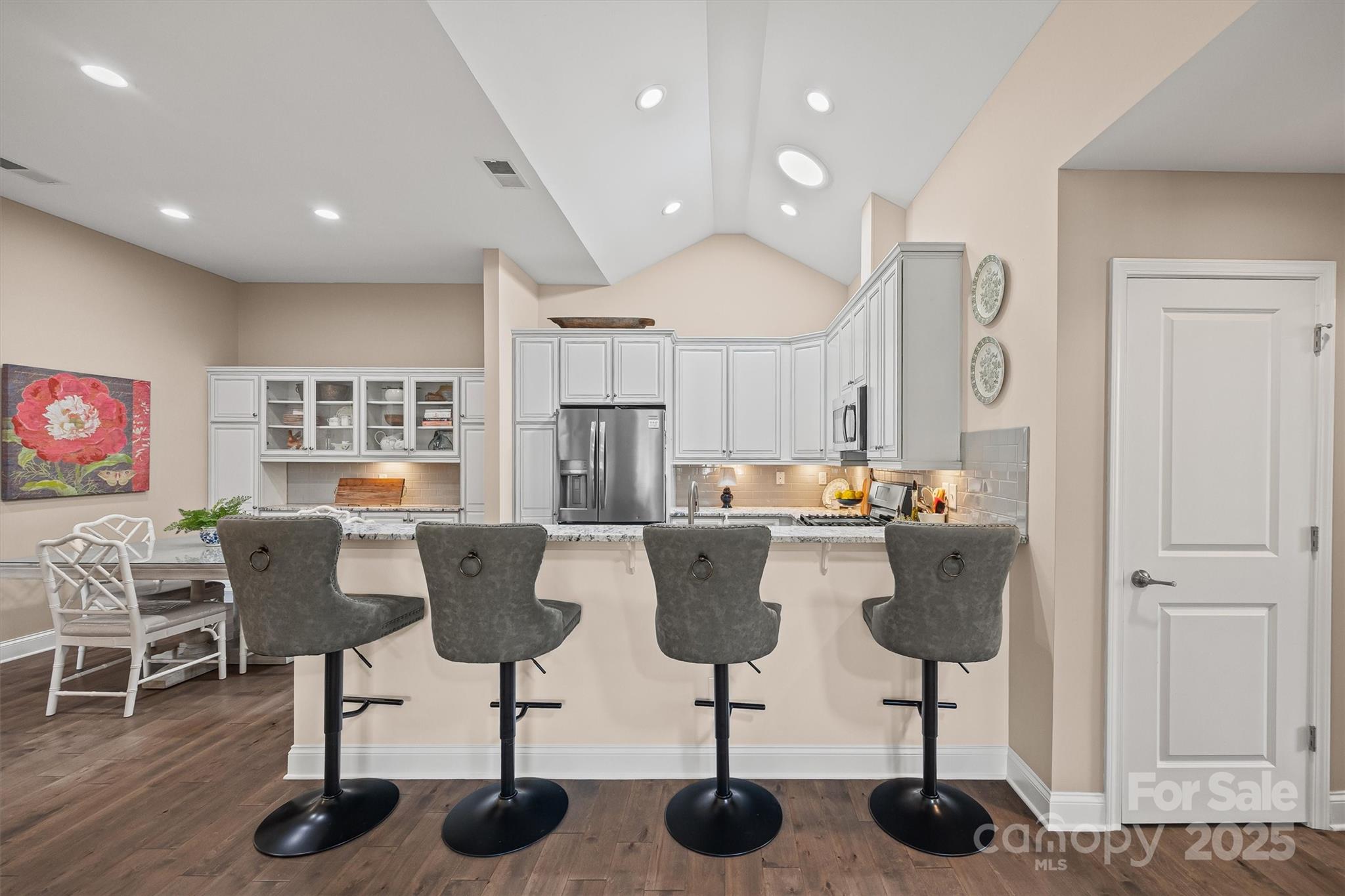 Villas at Robinson Oaks - Residential