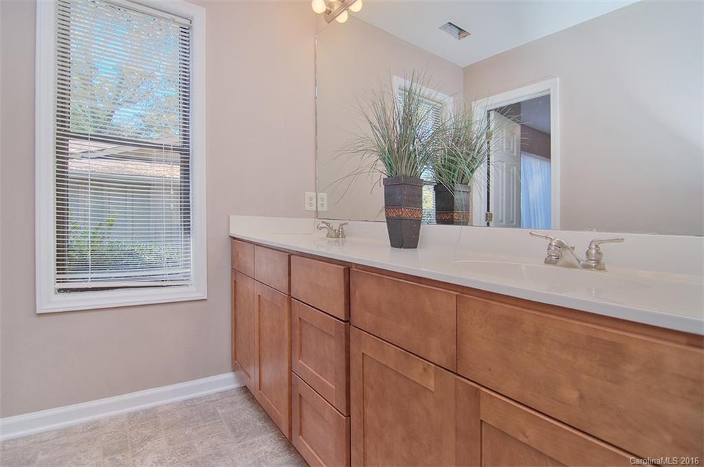 Tega Cay - Residential