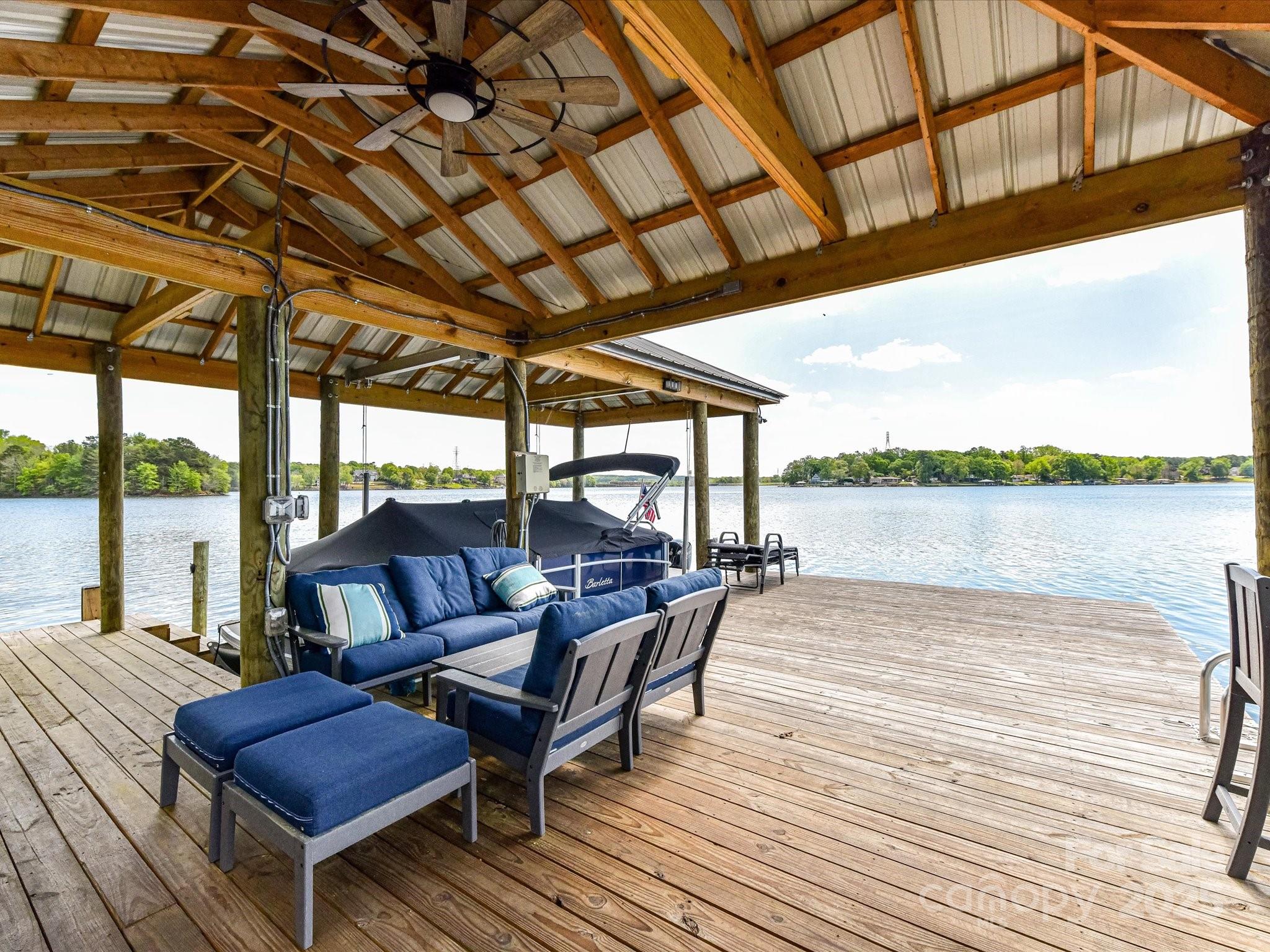 Tega Cay - Residential
