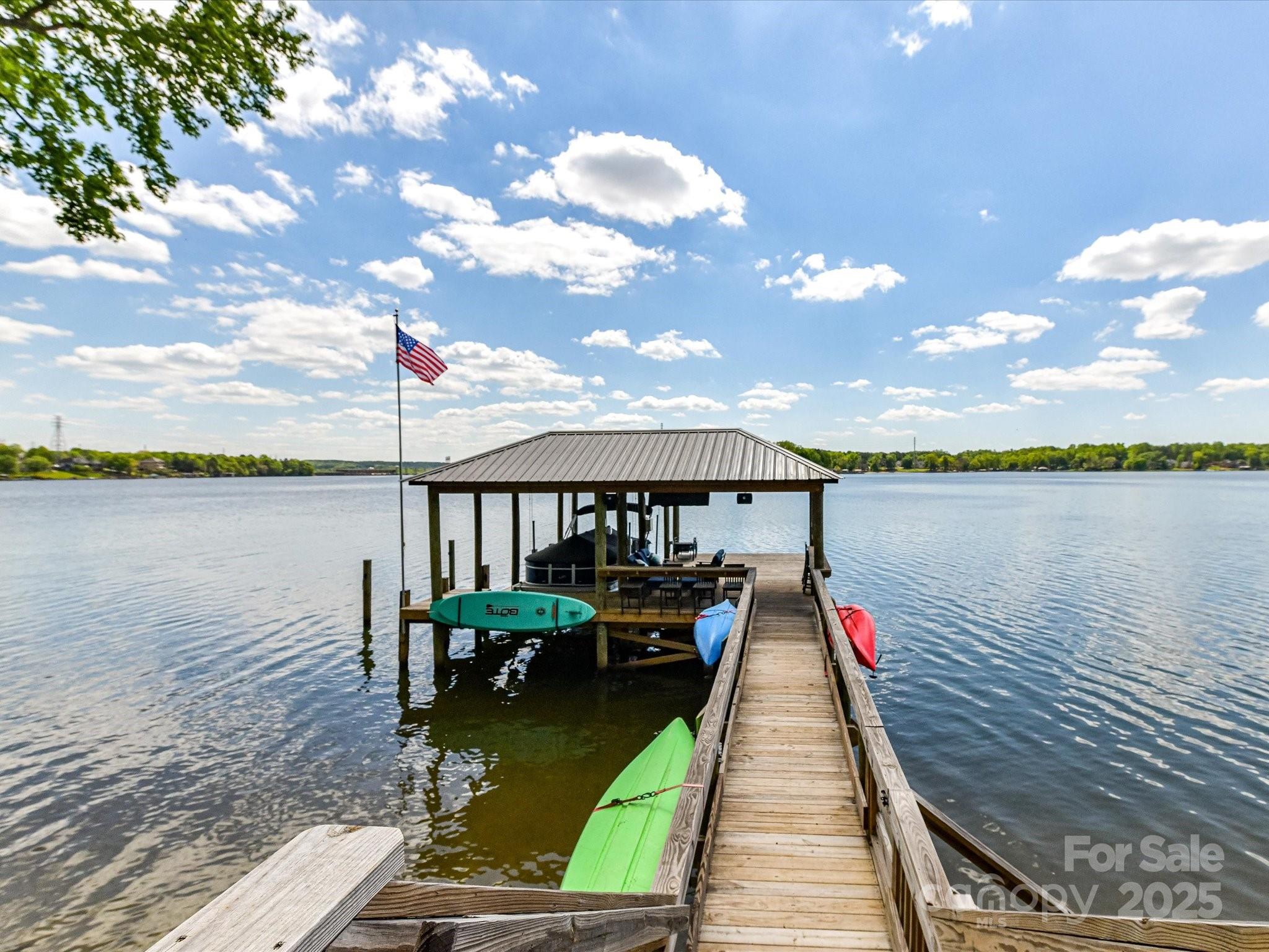 Tega Cay - Residential