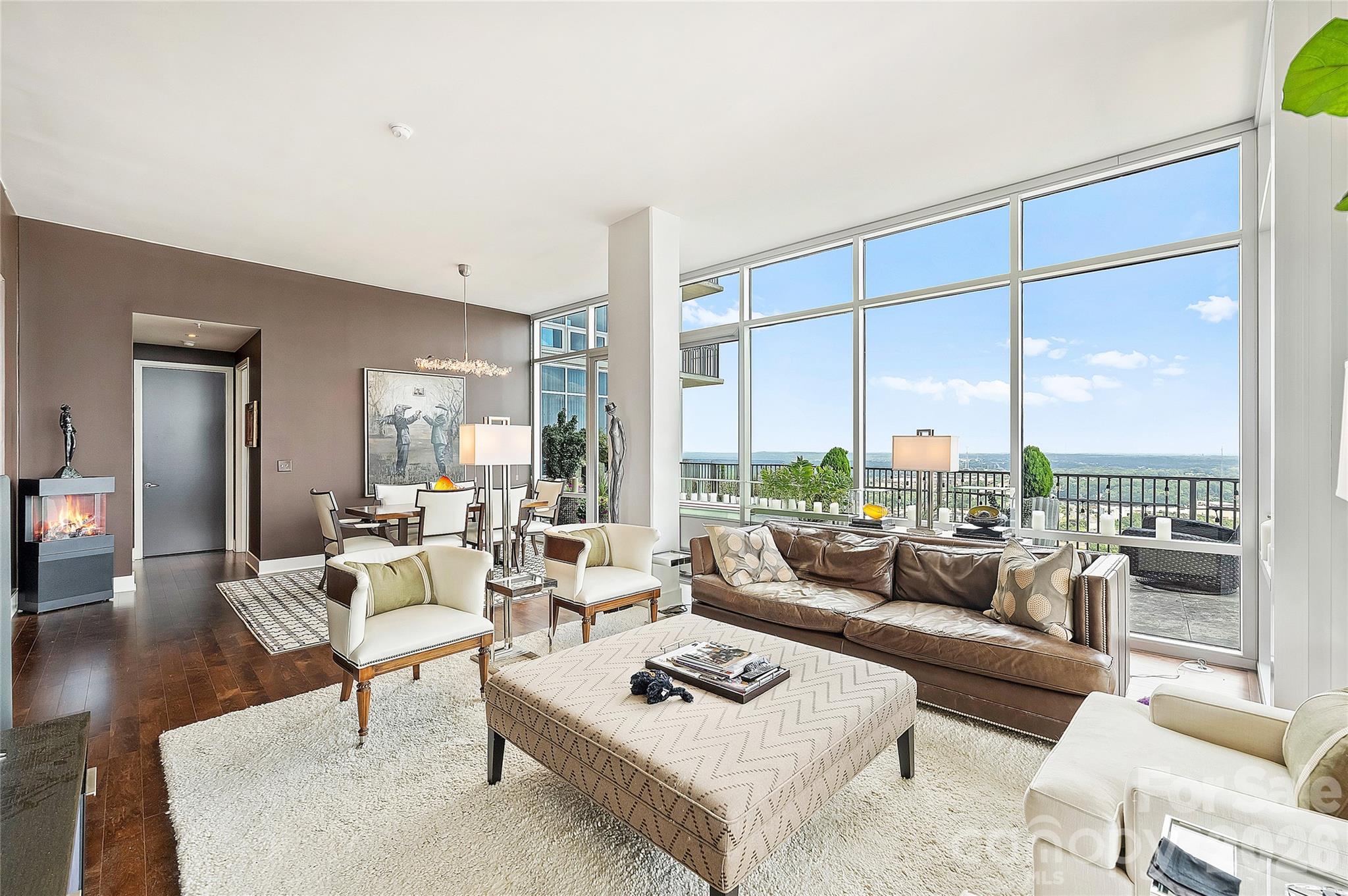 The Vue Charlotte - Residential