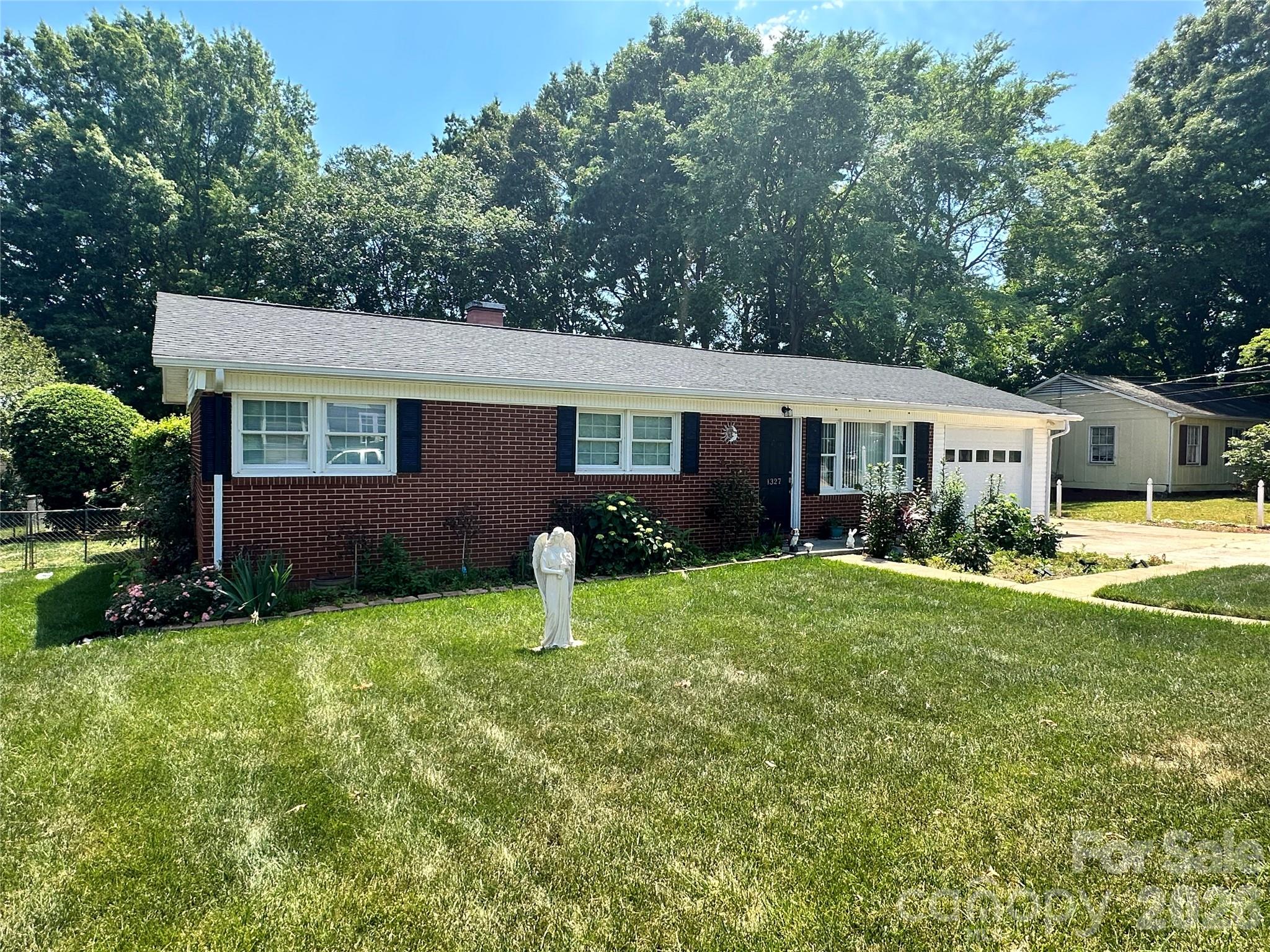 Meadow Brook - Residential