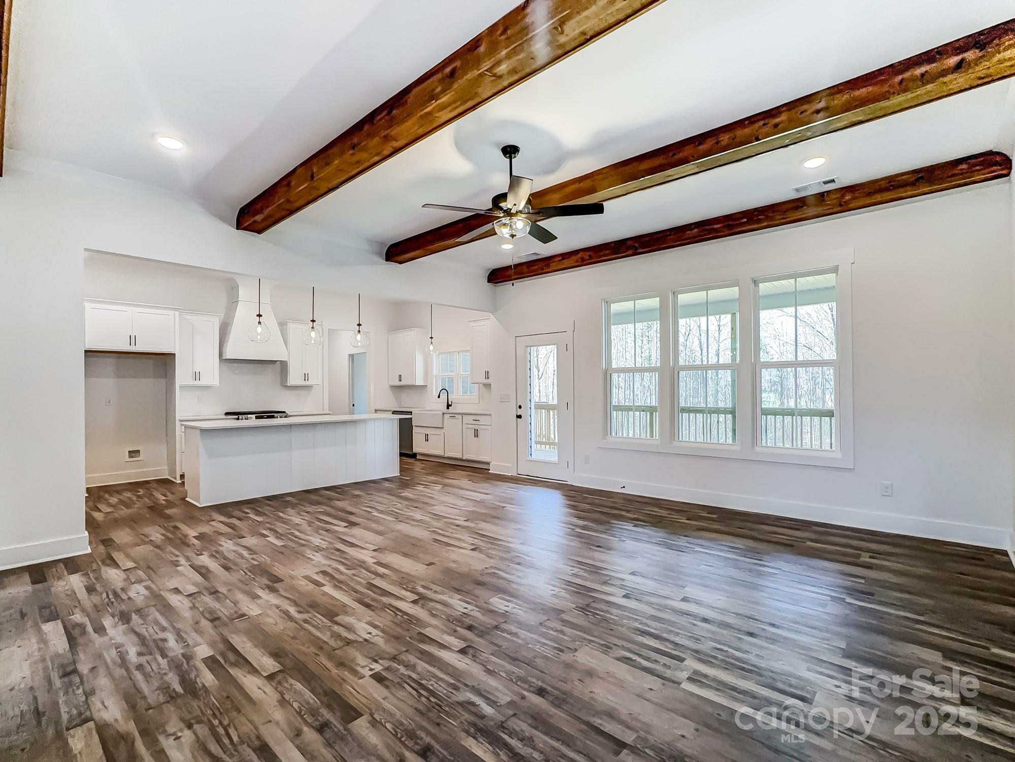Sanders Landing - Residential