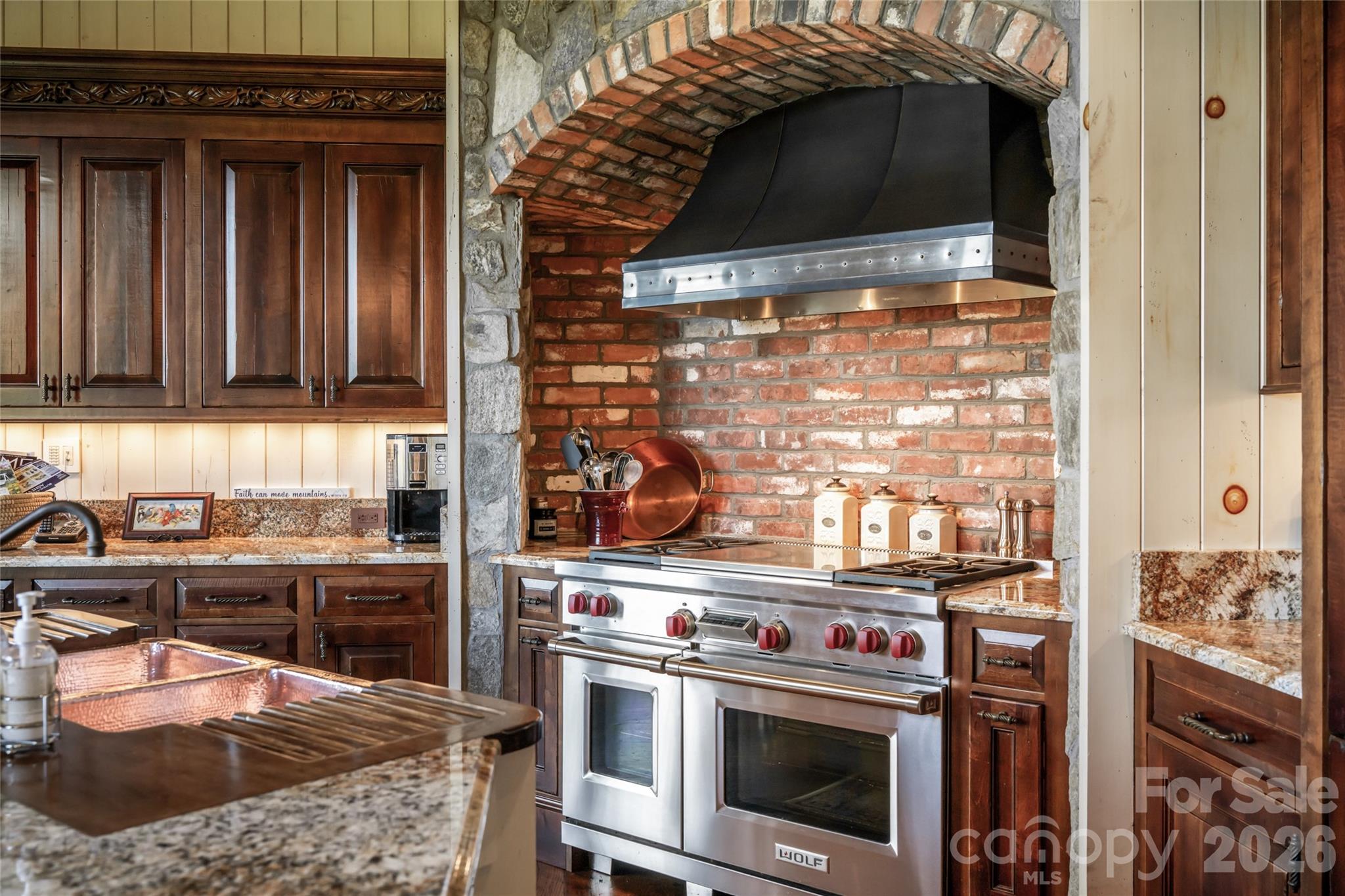 Reynolds Mountain - Residential