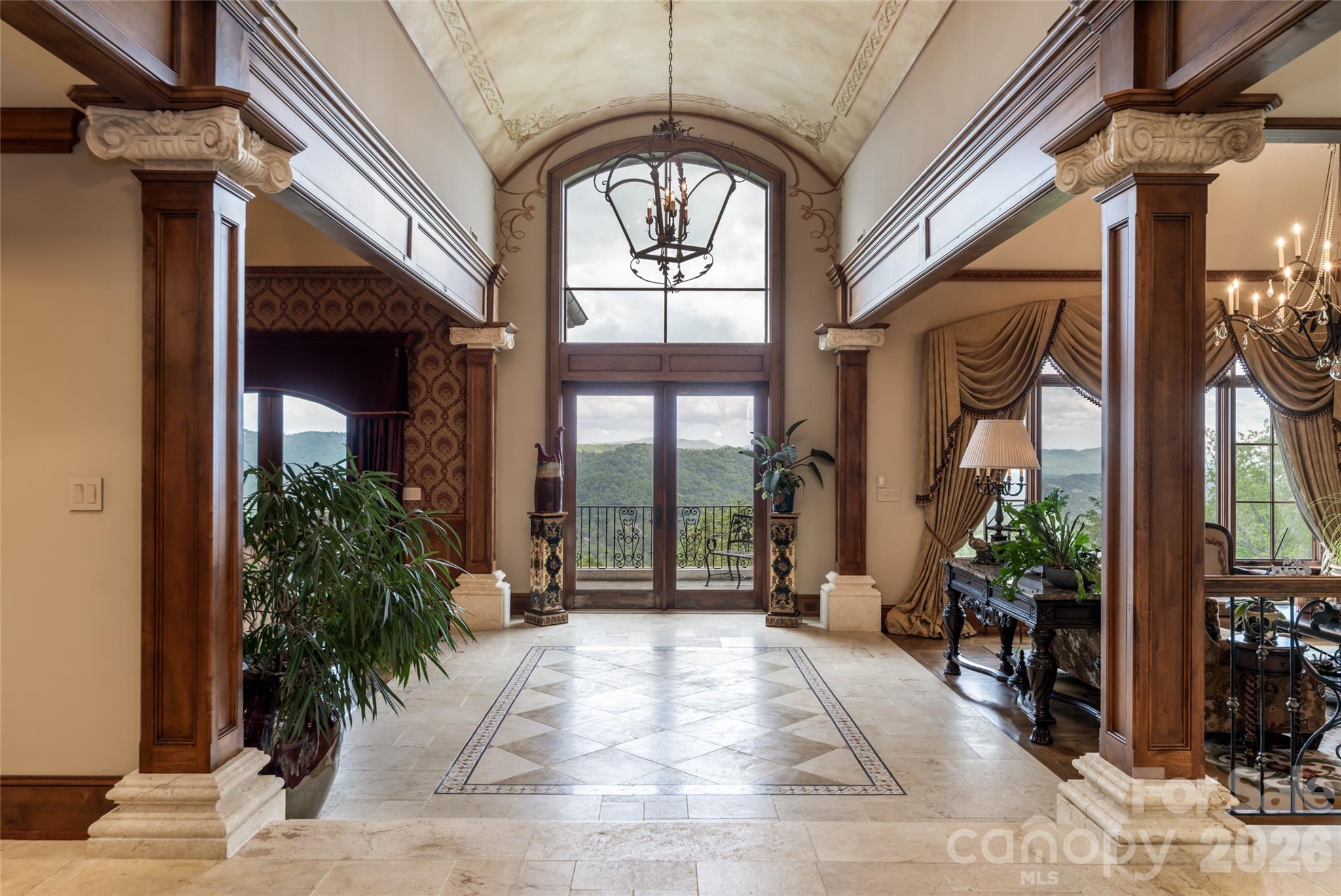 Reynolds Mountain - Residential
