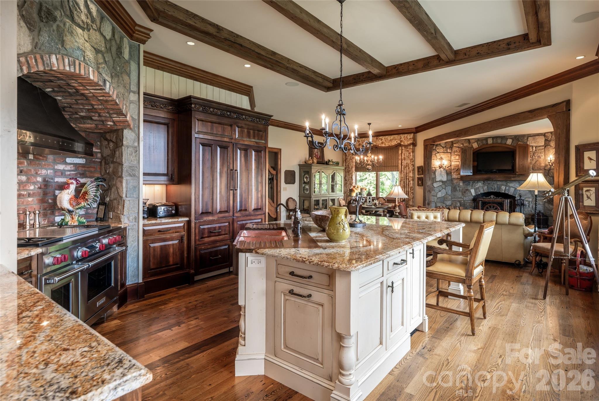 Reynolds Mountain - Residential