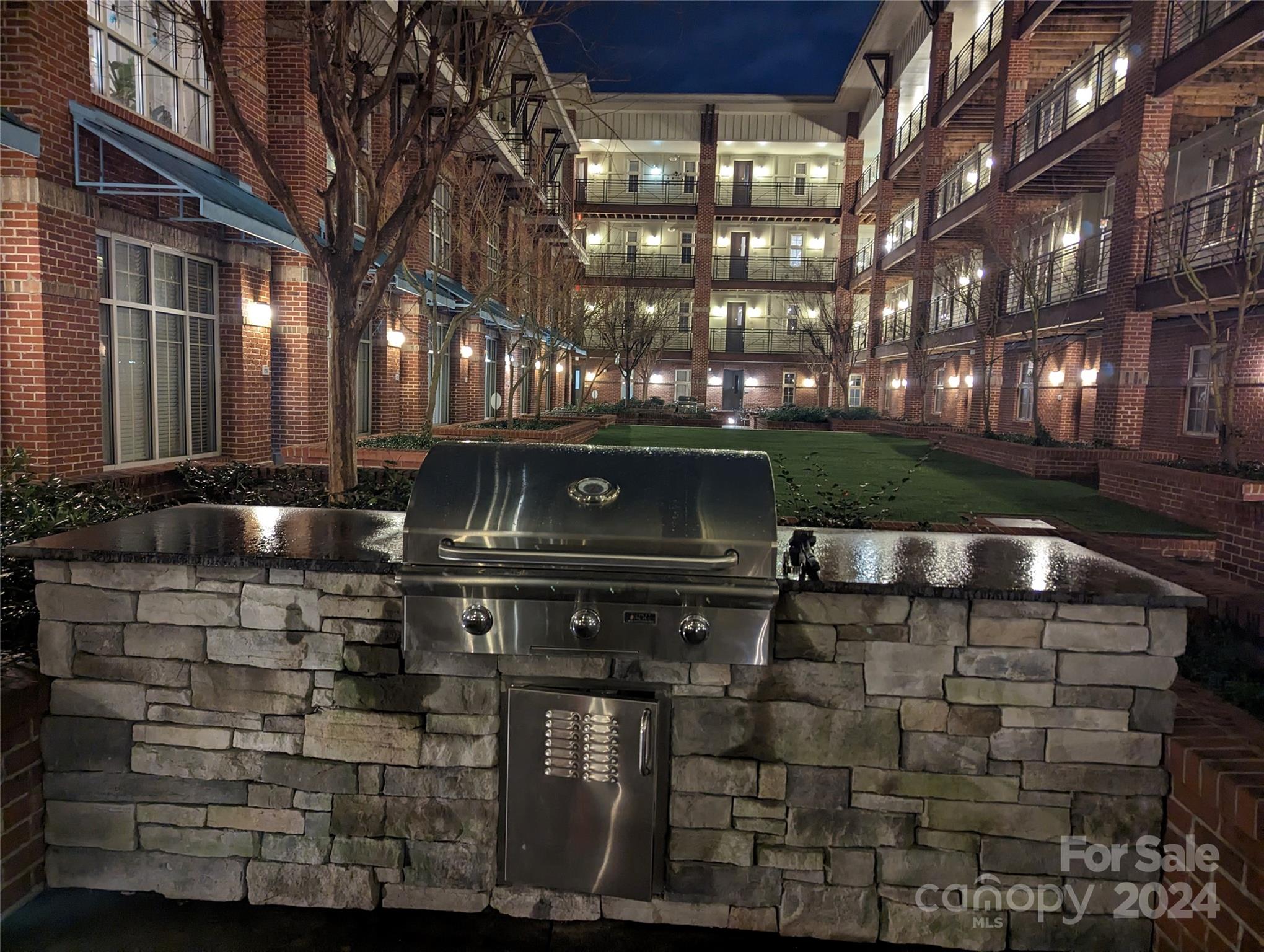 First Row Condominium - Residential