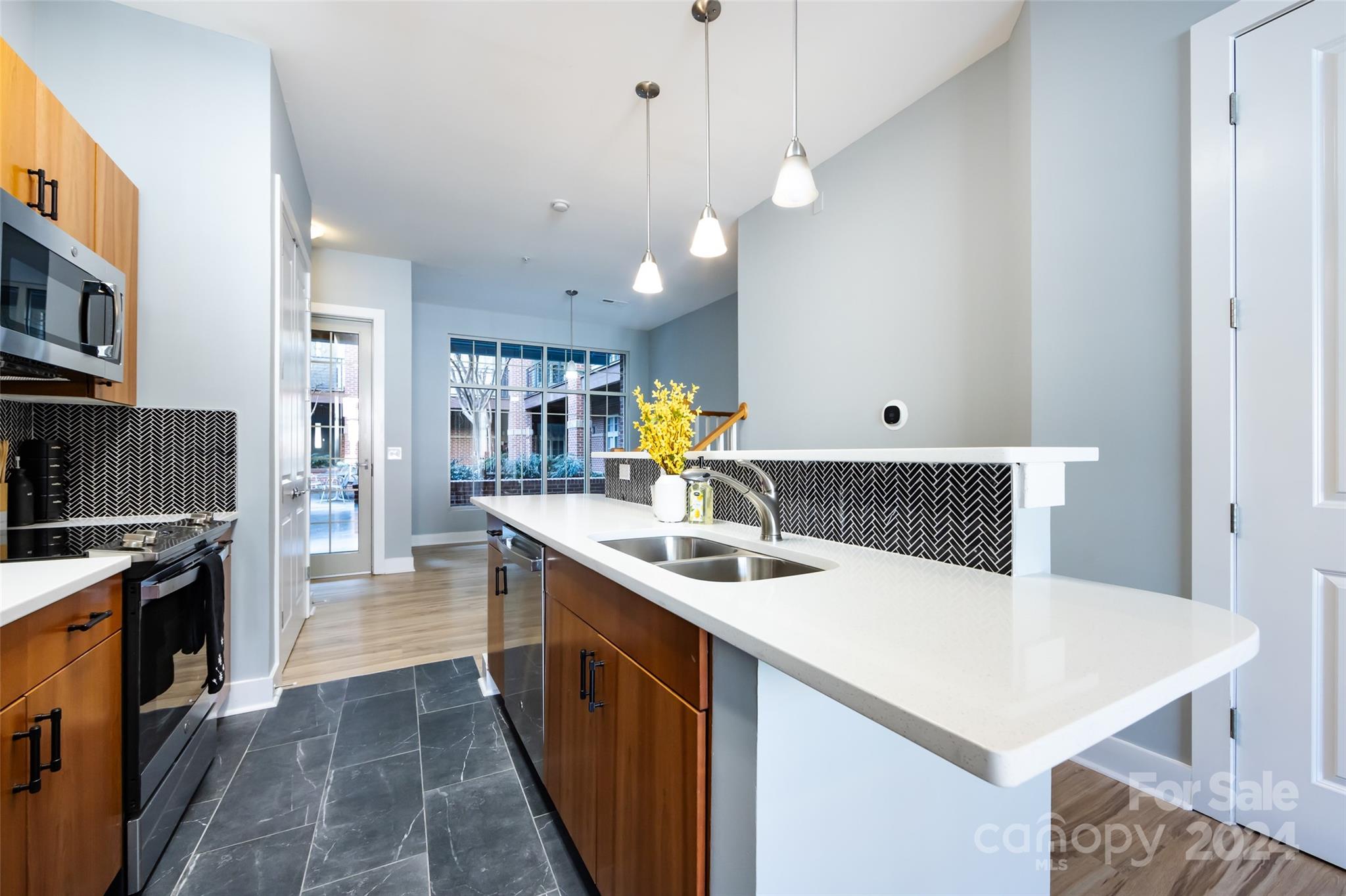 First Row Condominium - Residential