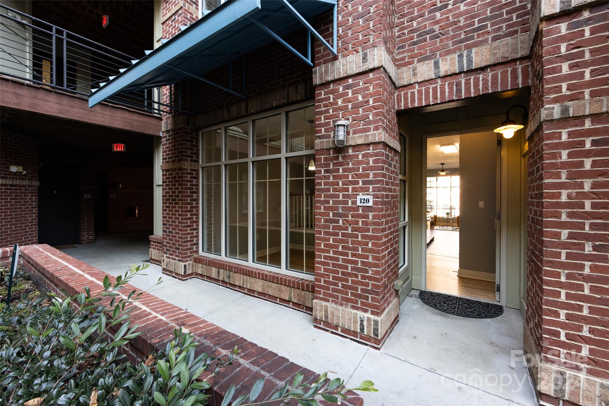 First Row Condominium - Residential