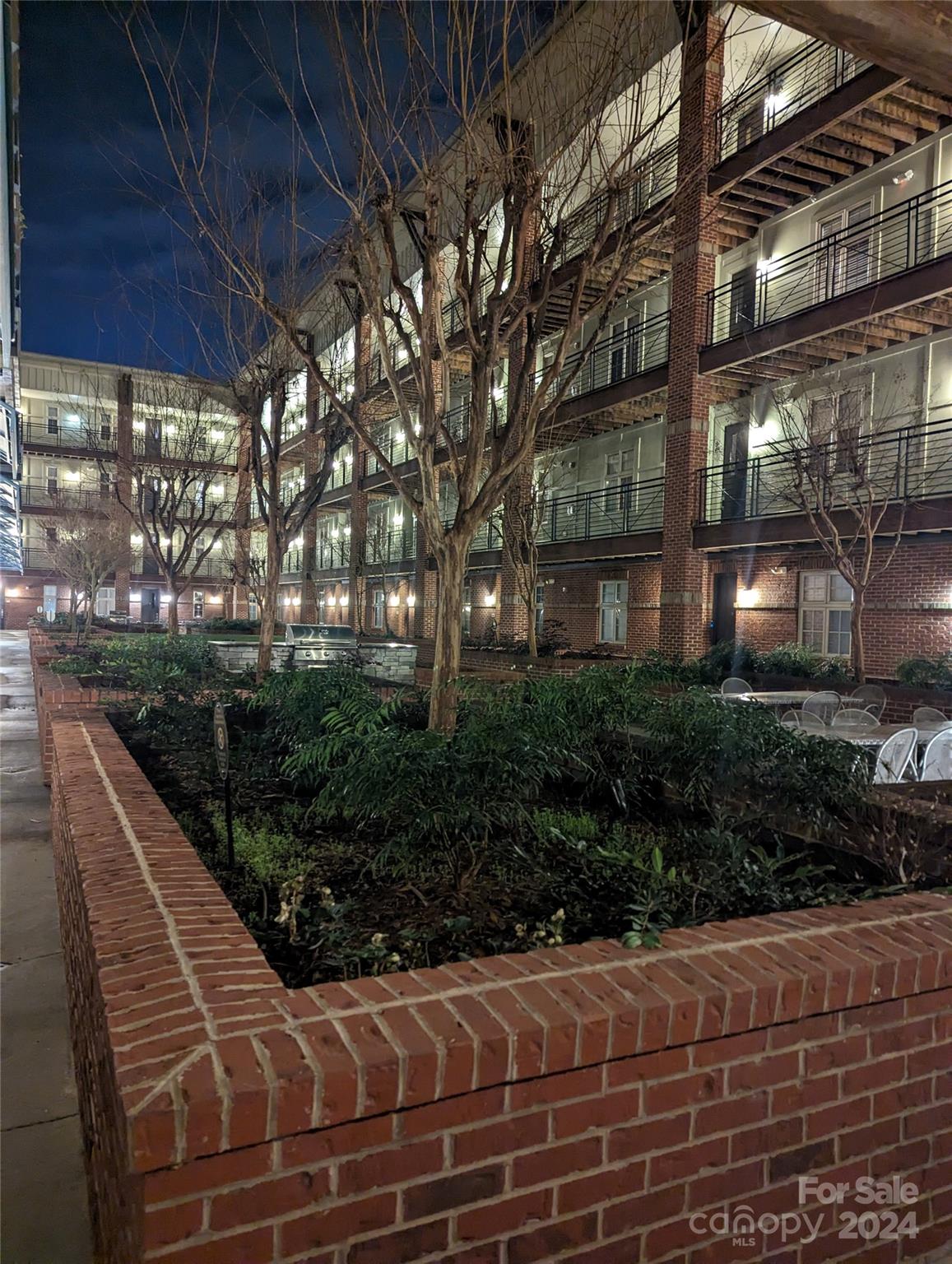 First Row Condominium - Residential