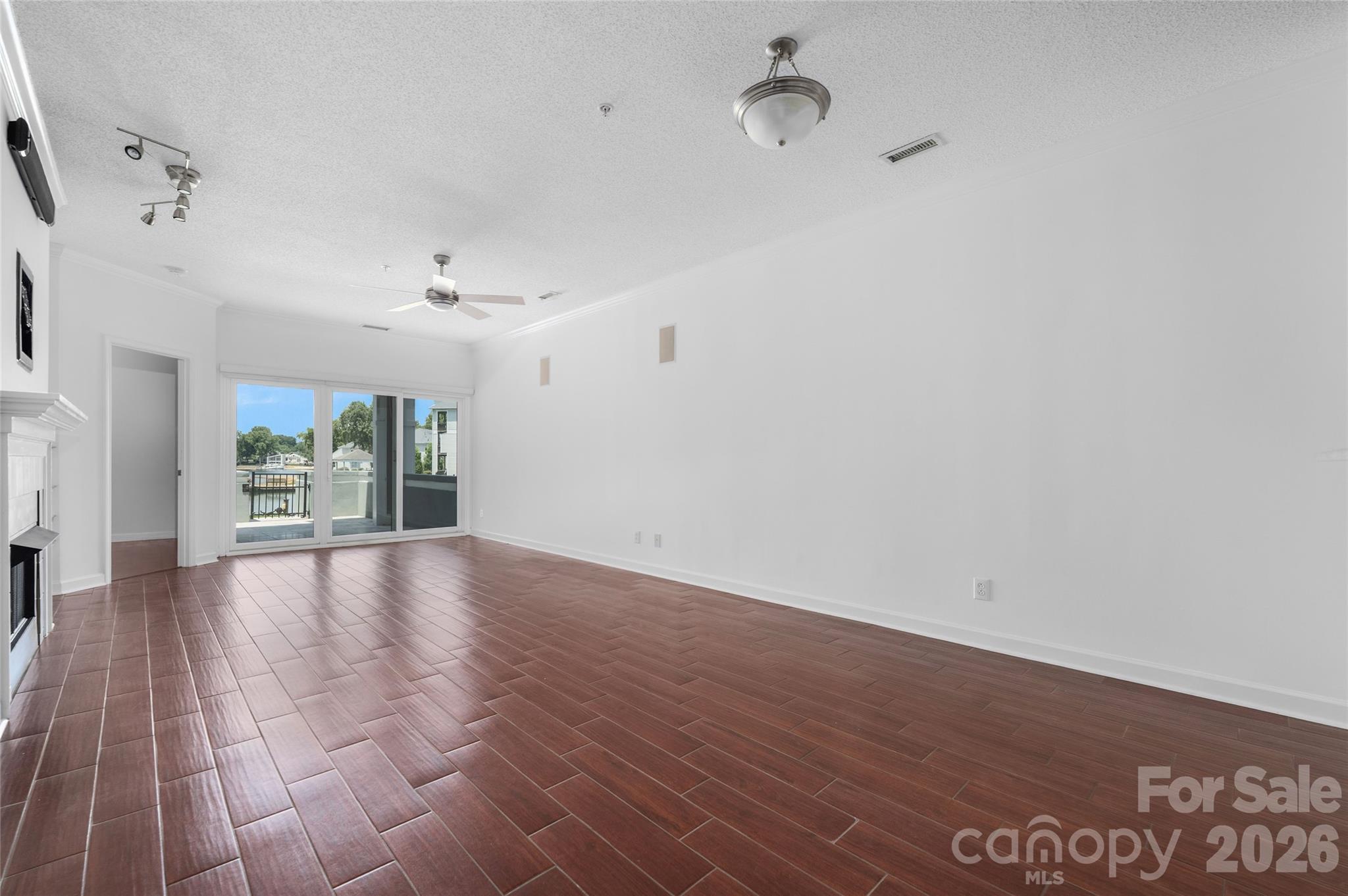 Admirals Quarters - Residential
