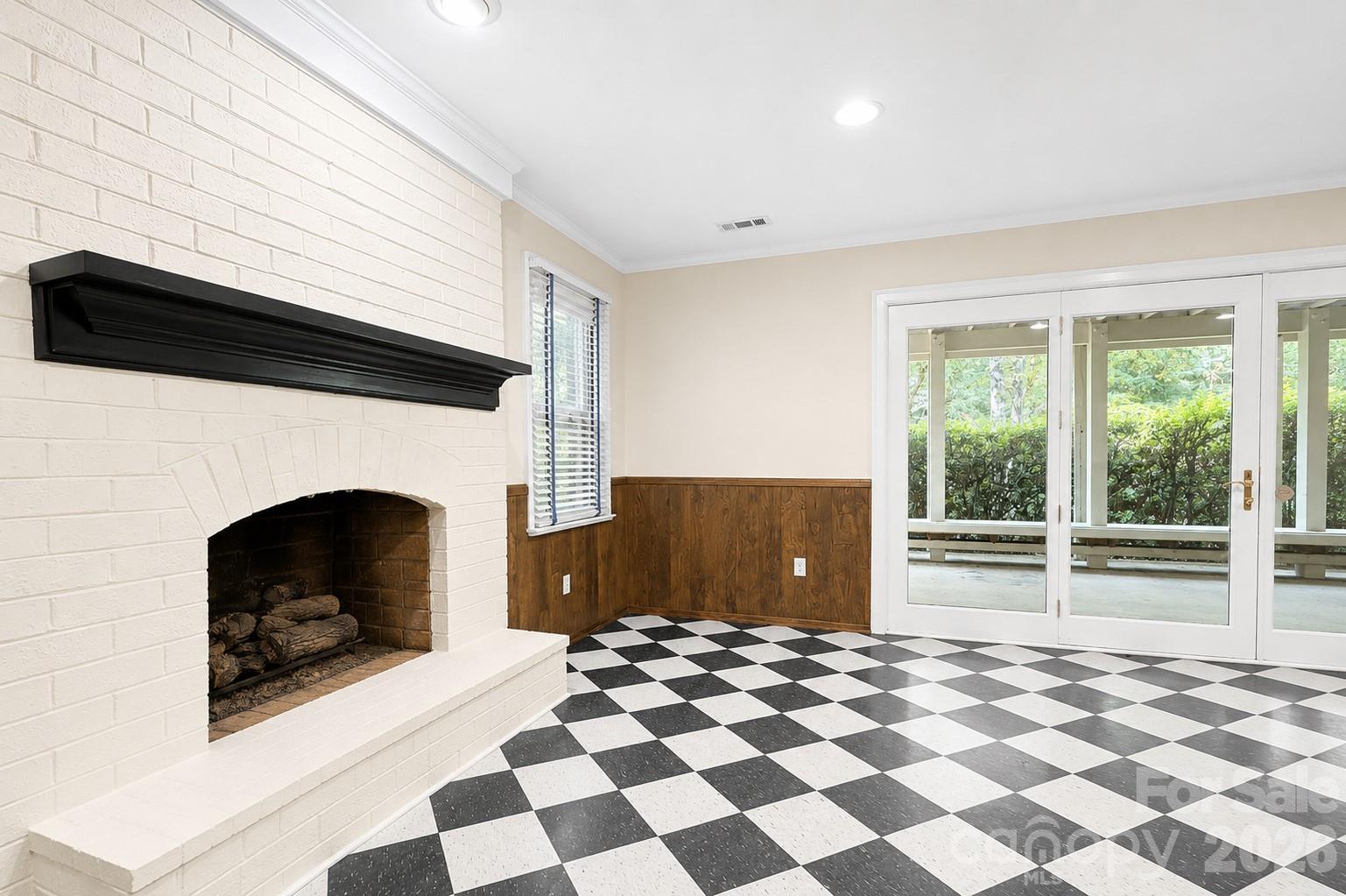 Huntington - Residential