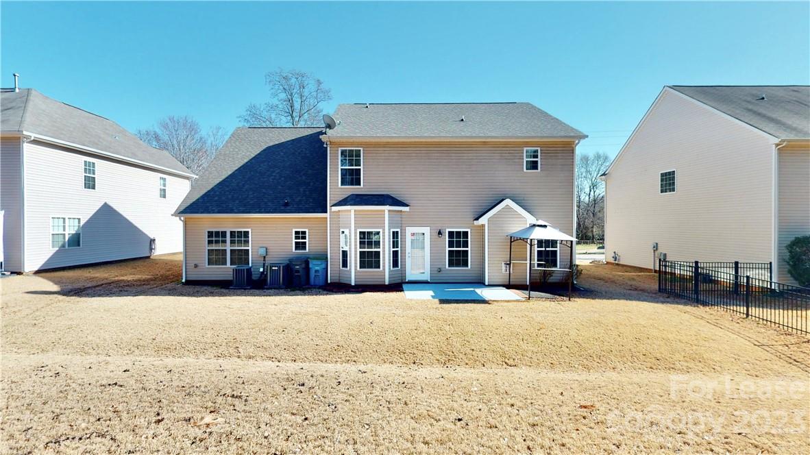 Stowe Pointe - Residential Lease
