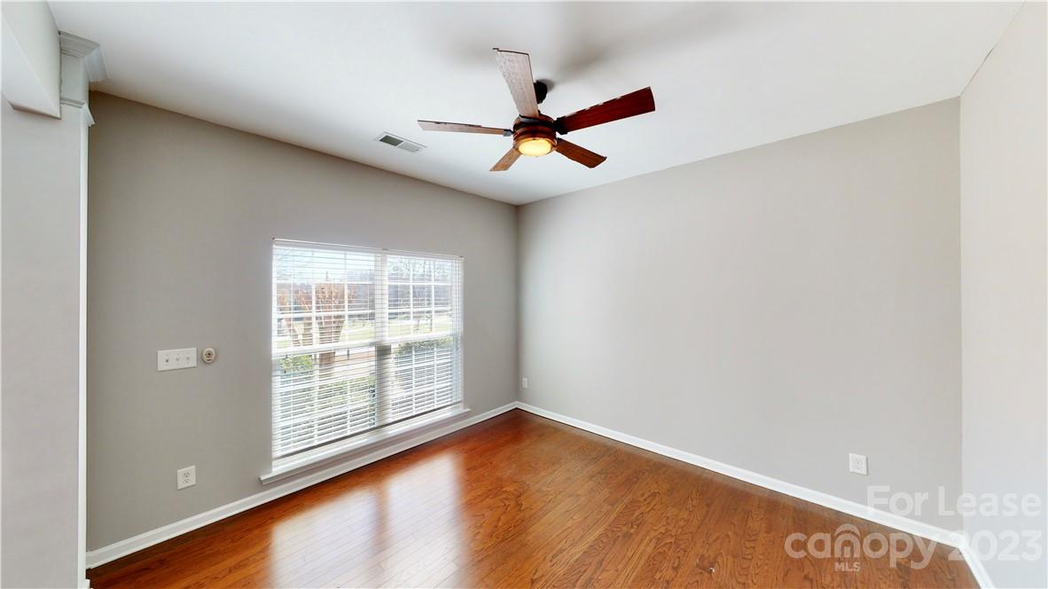 Stowe Pointe - Residential Lease