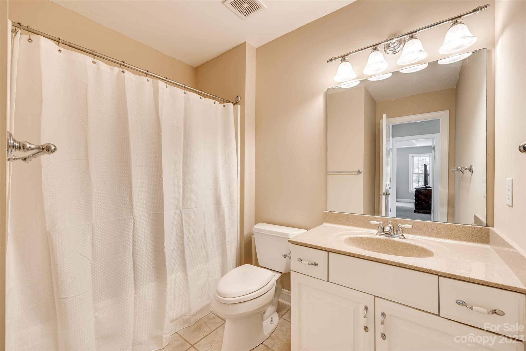 The Lakes At Derby Downs - Residential
