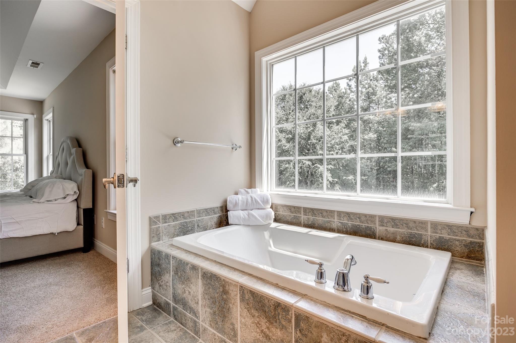 The Lakes At Derby Downs - Residential