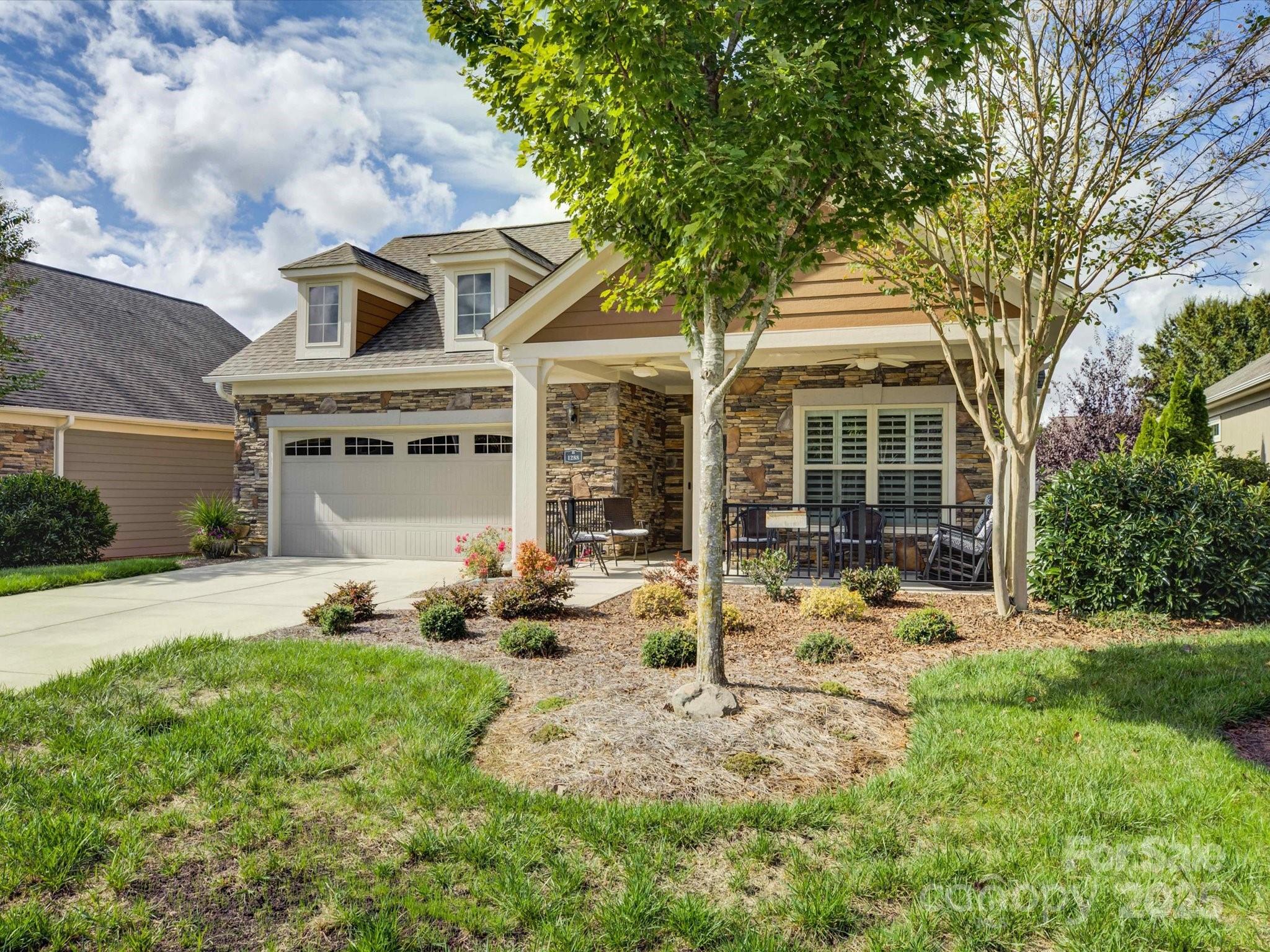 The Courtyards of Marvin - Residential