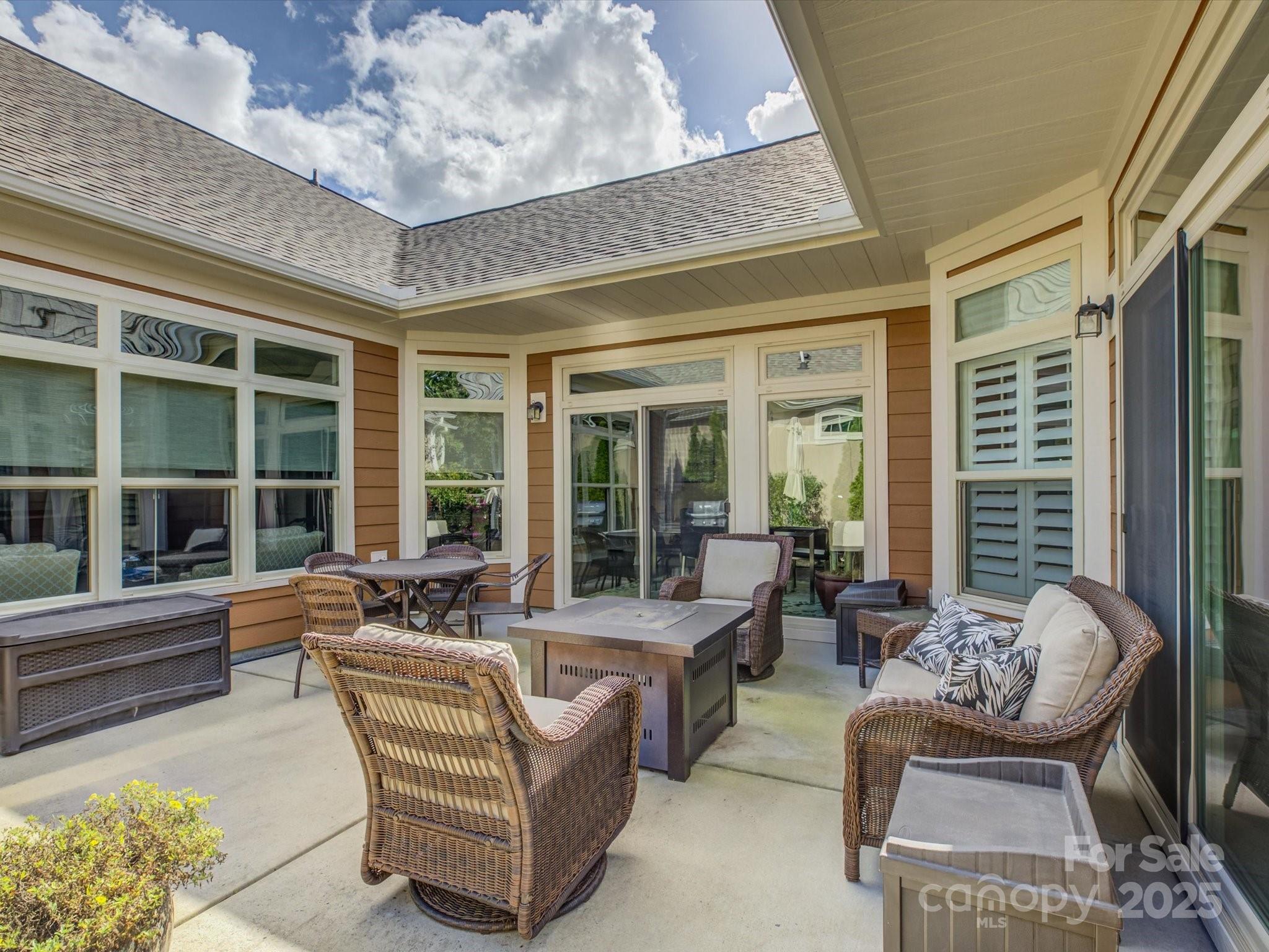 The Courtyards of Marvin - Residential