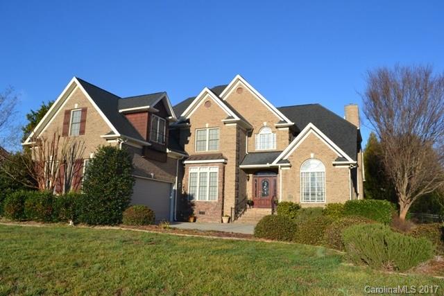 Beautiful brick home offers tons of living space.  Formal dining room, great room with fireplace/gas logs, office/study.  Spacious granite kitchen with work island and stainless appliances.  Master on main and 4 bedrooms upstairs along with a large bonus room.  Lots of family time will be spent in the fenced back yard and salt water pool!