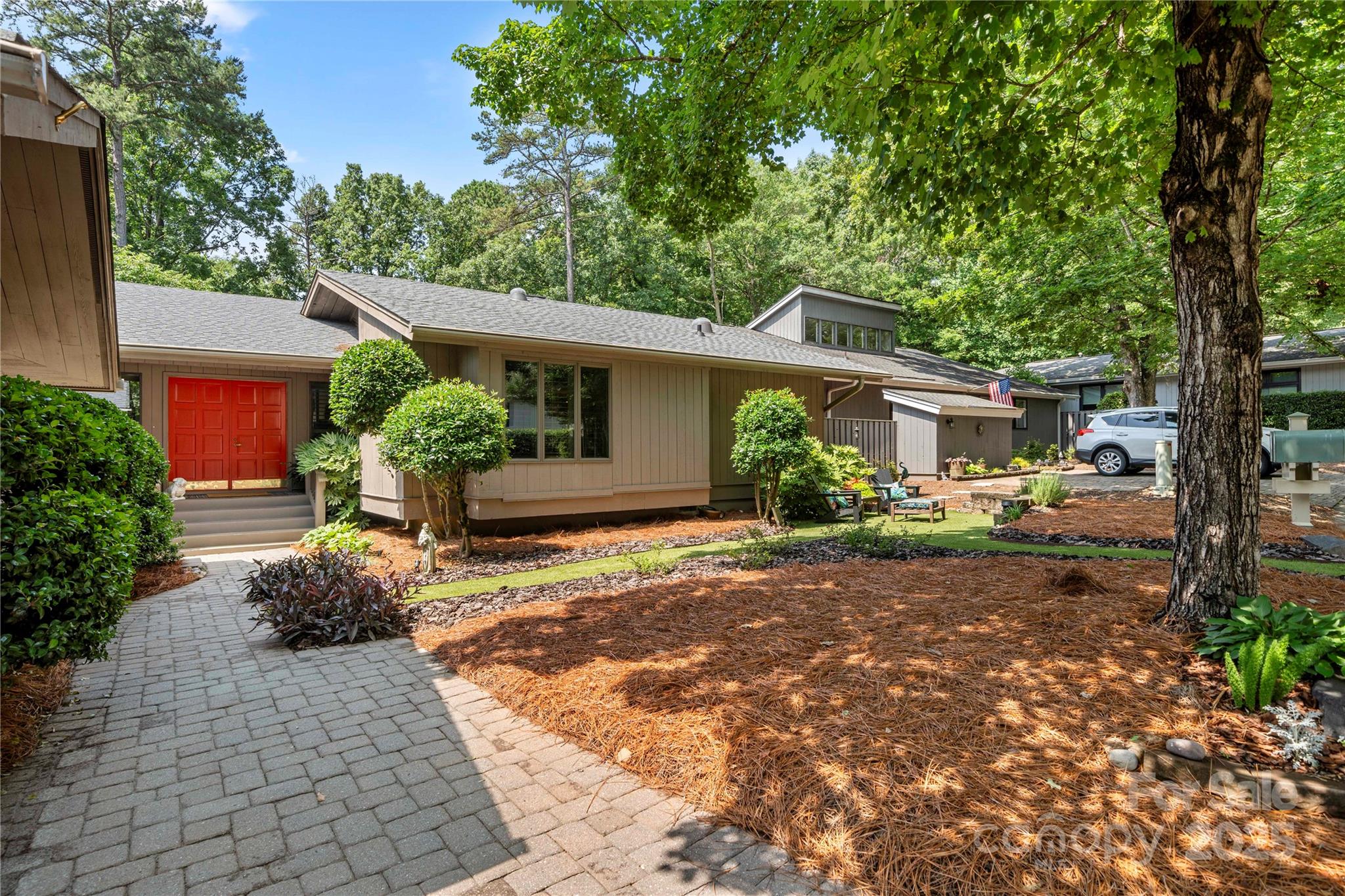 River Hills - Residential