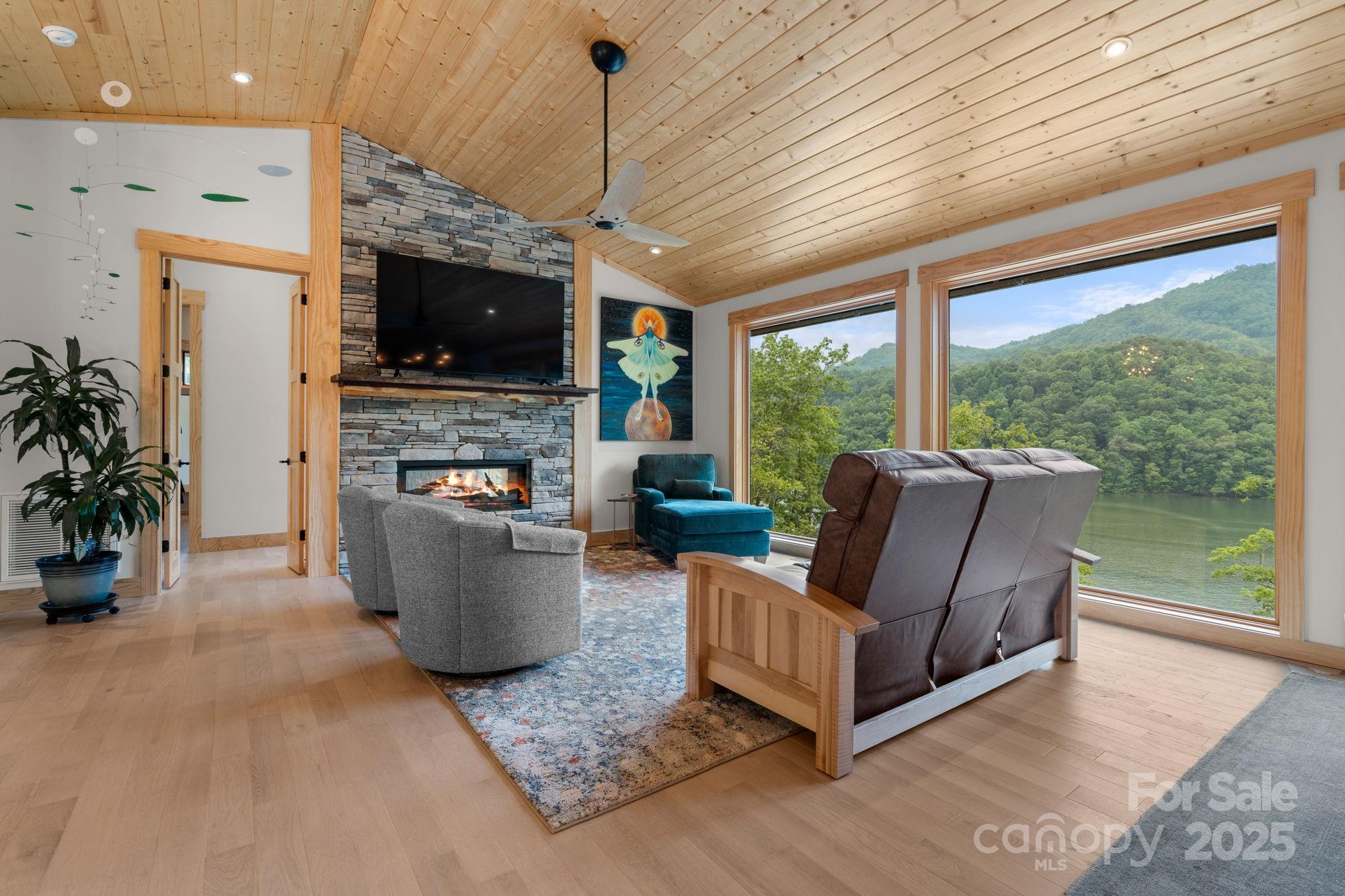 Fontana Lake Estates - Residential
