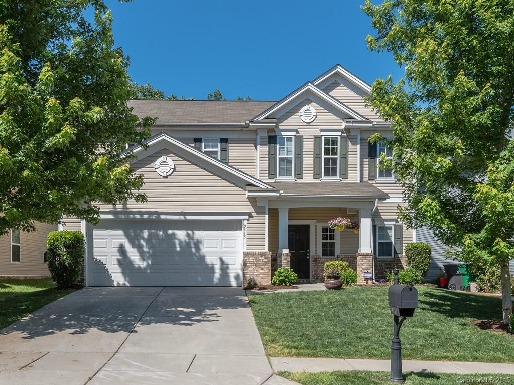 Present buyer will be a week overdue closing by Monday due to BOA processing. Good chance to be primary contract by 7/10. Pls show for back up offerGigantic kitchen open to large eat in area and family room.  Fenced private rear yard.  Access to Manor House, pool and recreation complex.   Great home in desirable Berewick! Awesome location near the brand new Charlotte Premium Outlet mall, easy access to 485, the airport, and Lake Wylie.