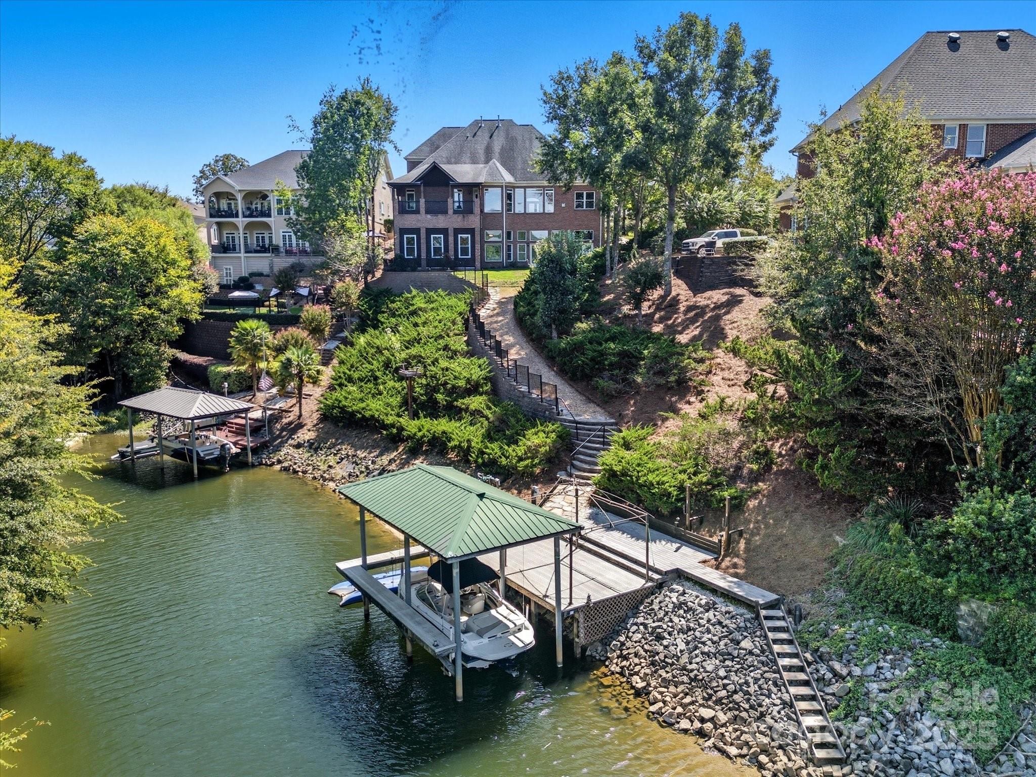 River Lake - Residential