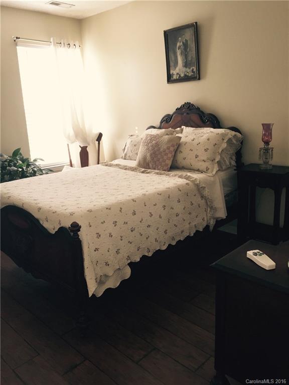 Hollythorn - Residential