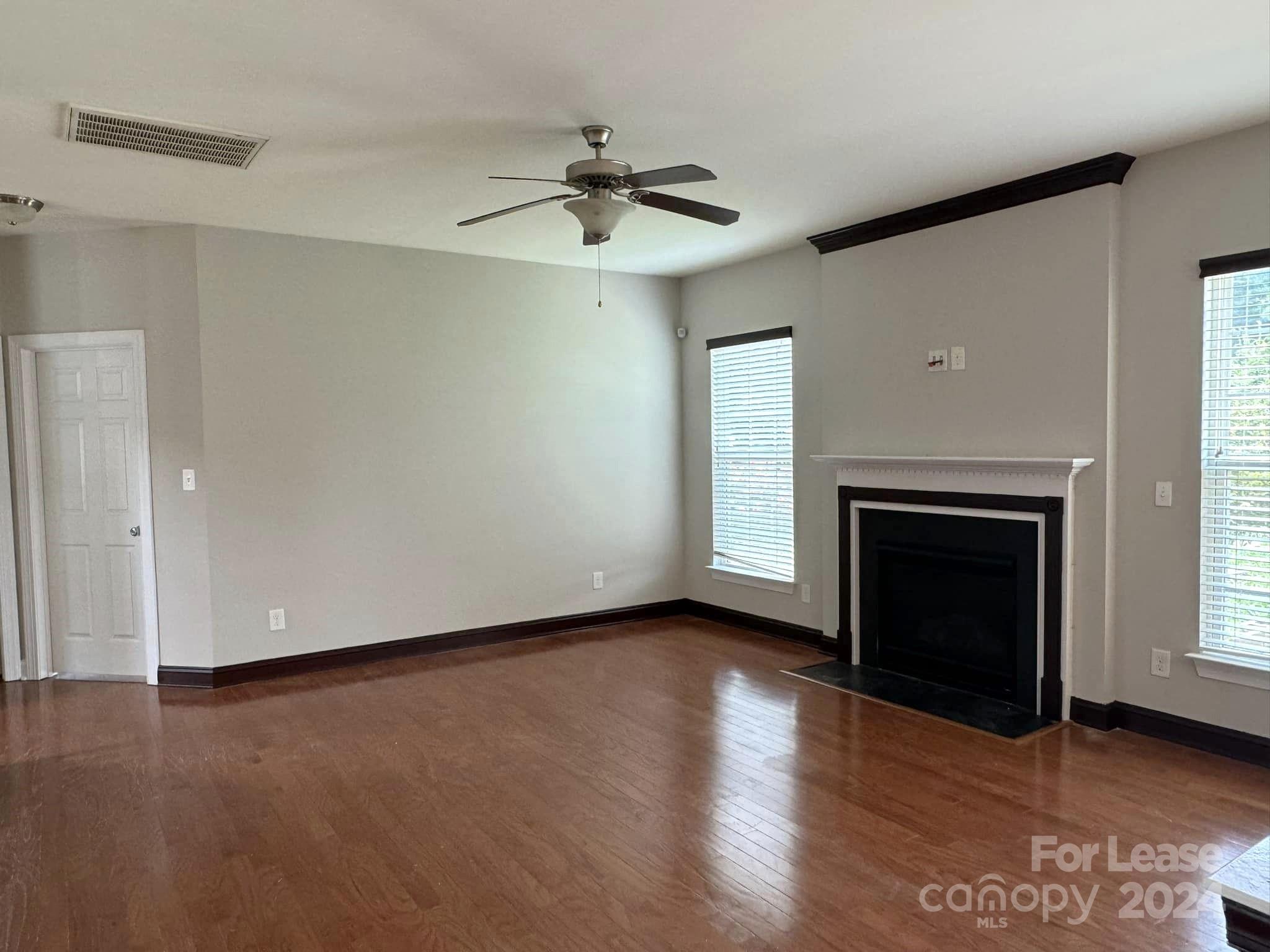 Greylock - Residential Lease