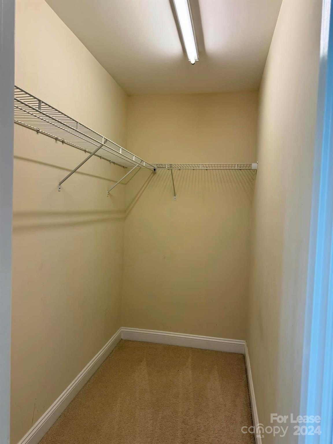 Greylock - Residential Lease