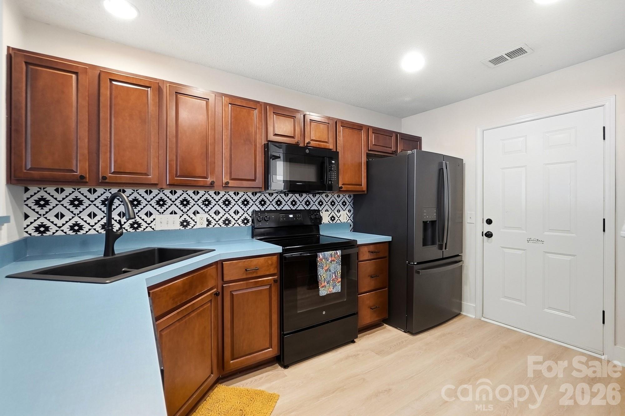 Lexington Commons - Residential