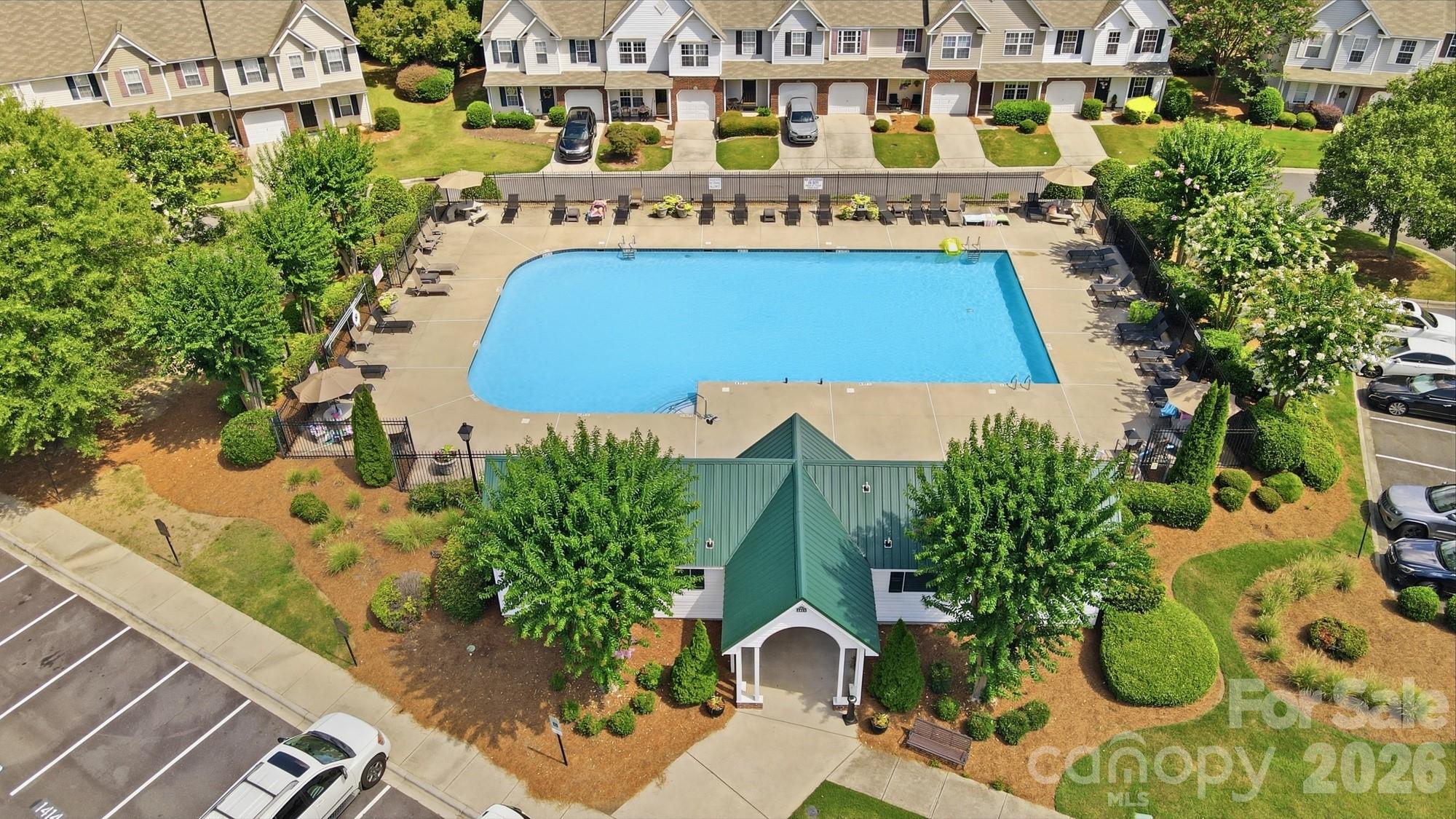 Lexington Commons - Residential