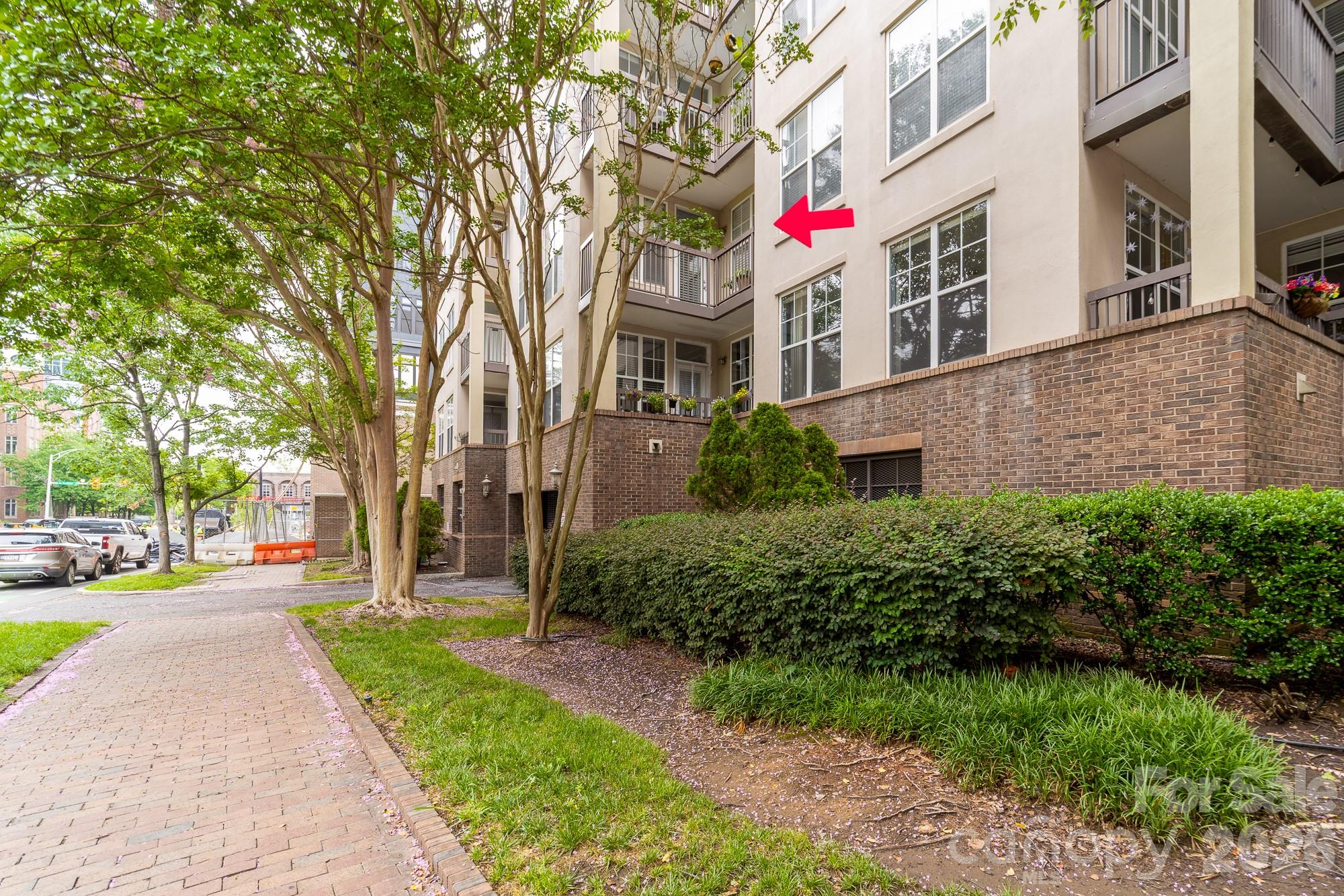 Park Plaza - Residential