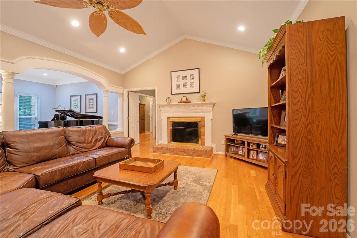 Riverpointe - Residential