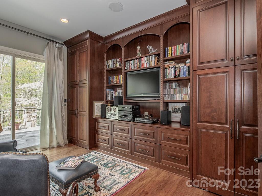 The Sanctuary - Residential