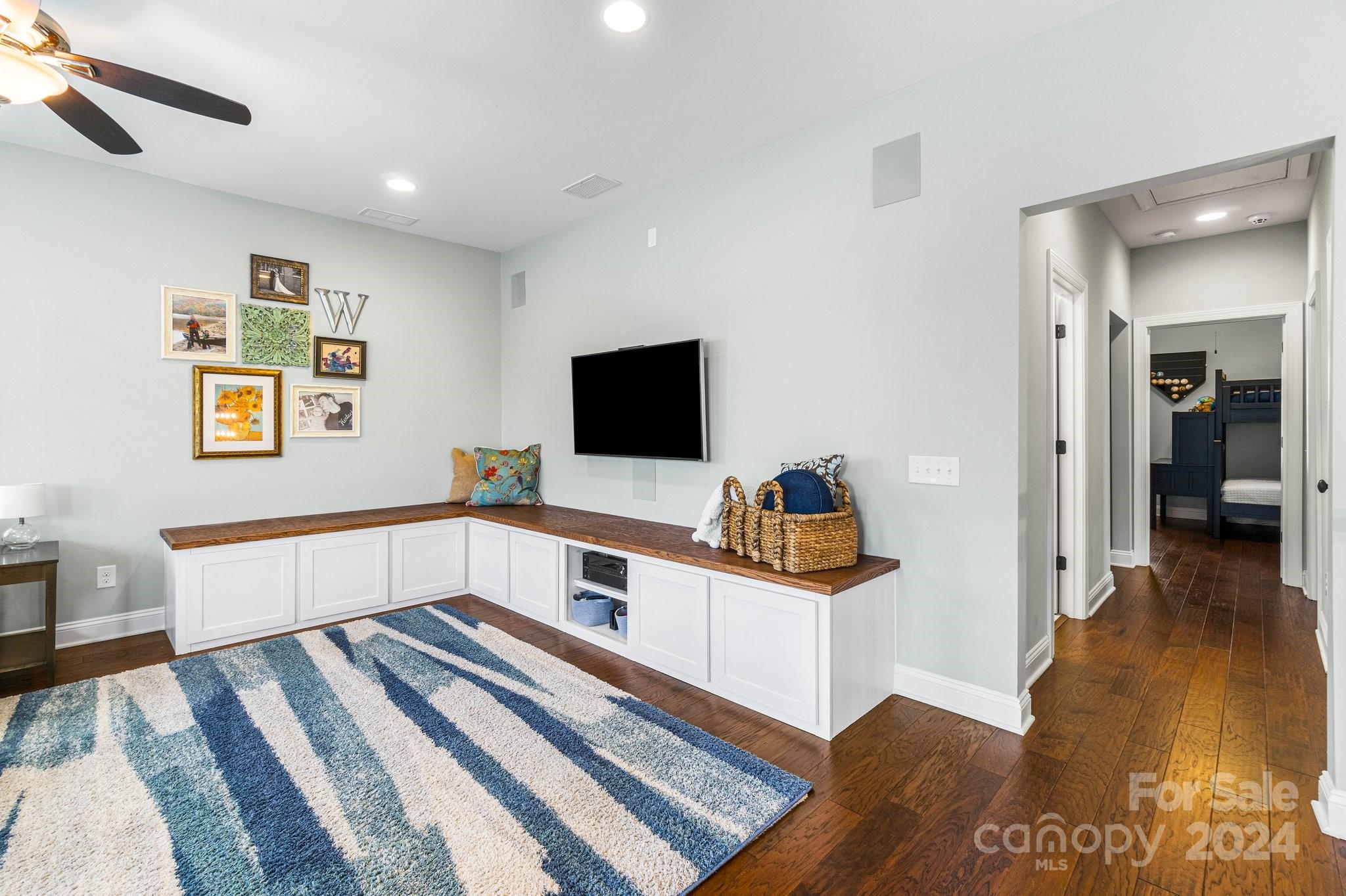 Robbins Park - Residential