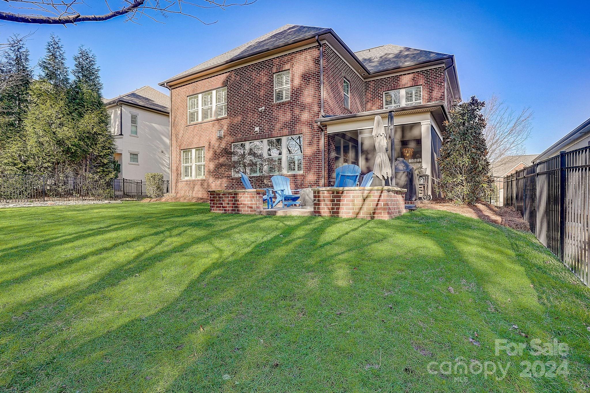 Robbins Park - Residential