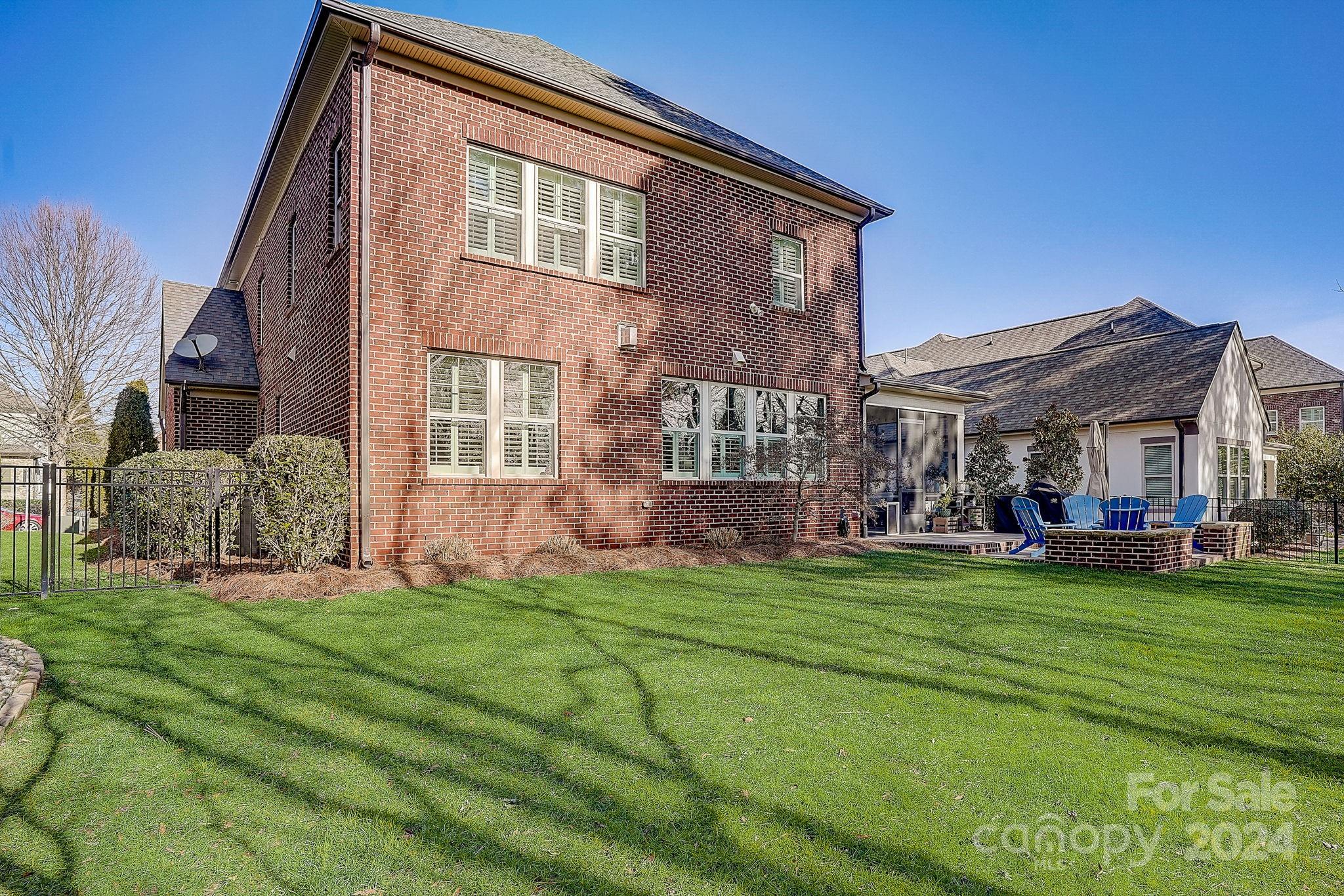 Robbins Park - Residential