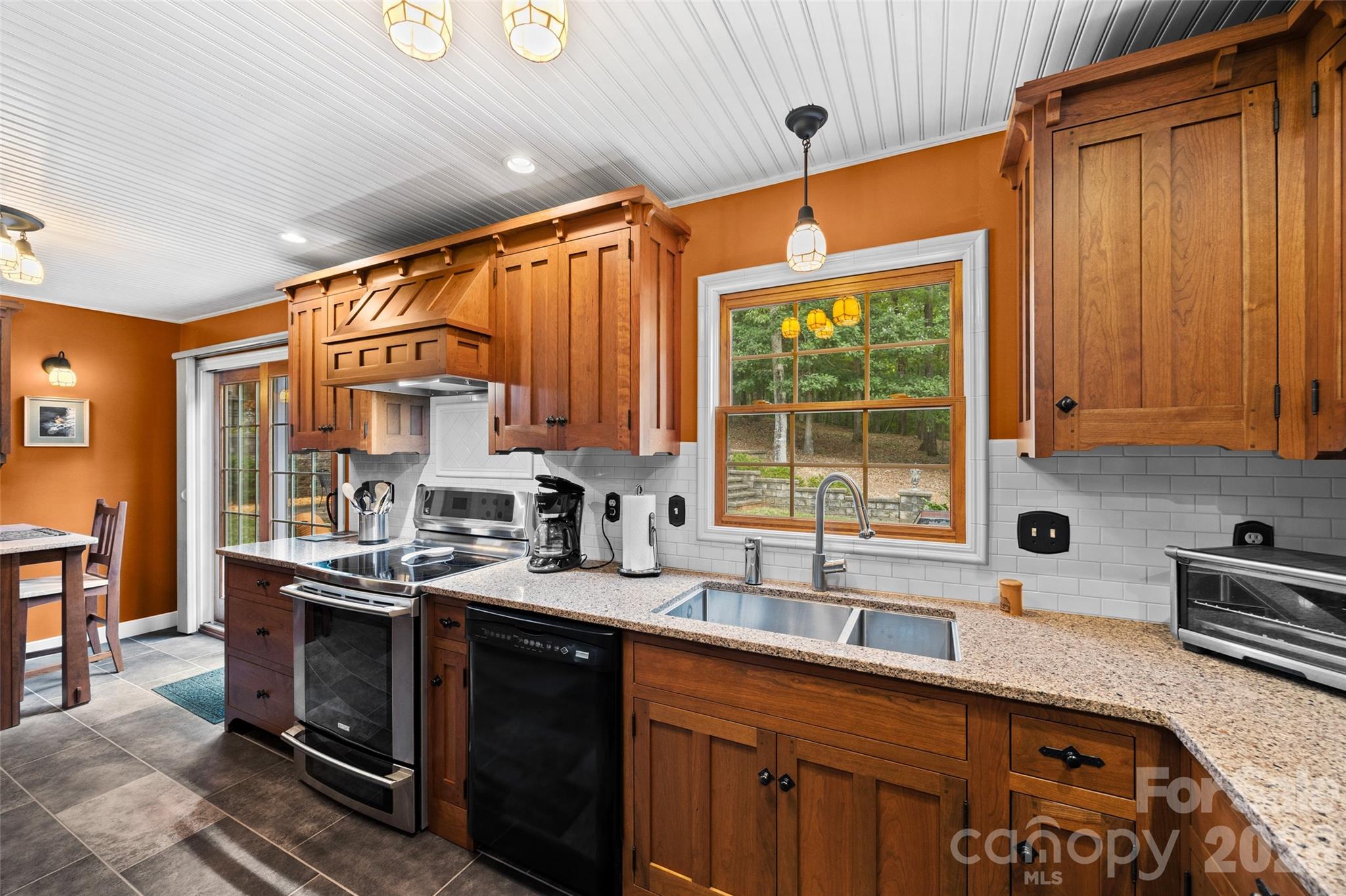 Settlers Landing - Residential