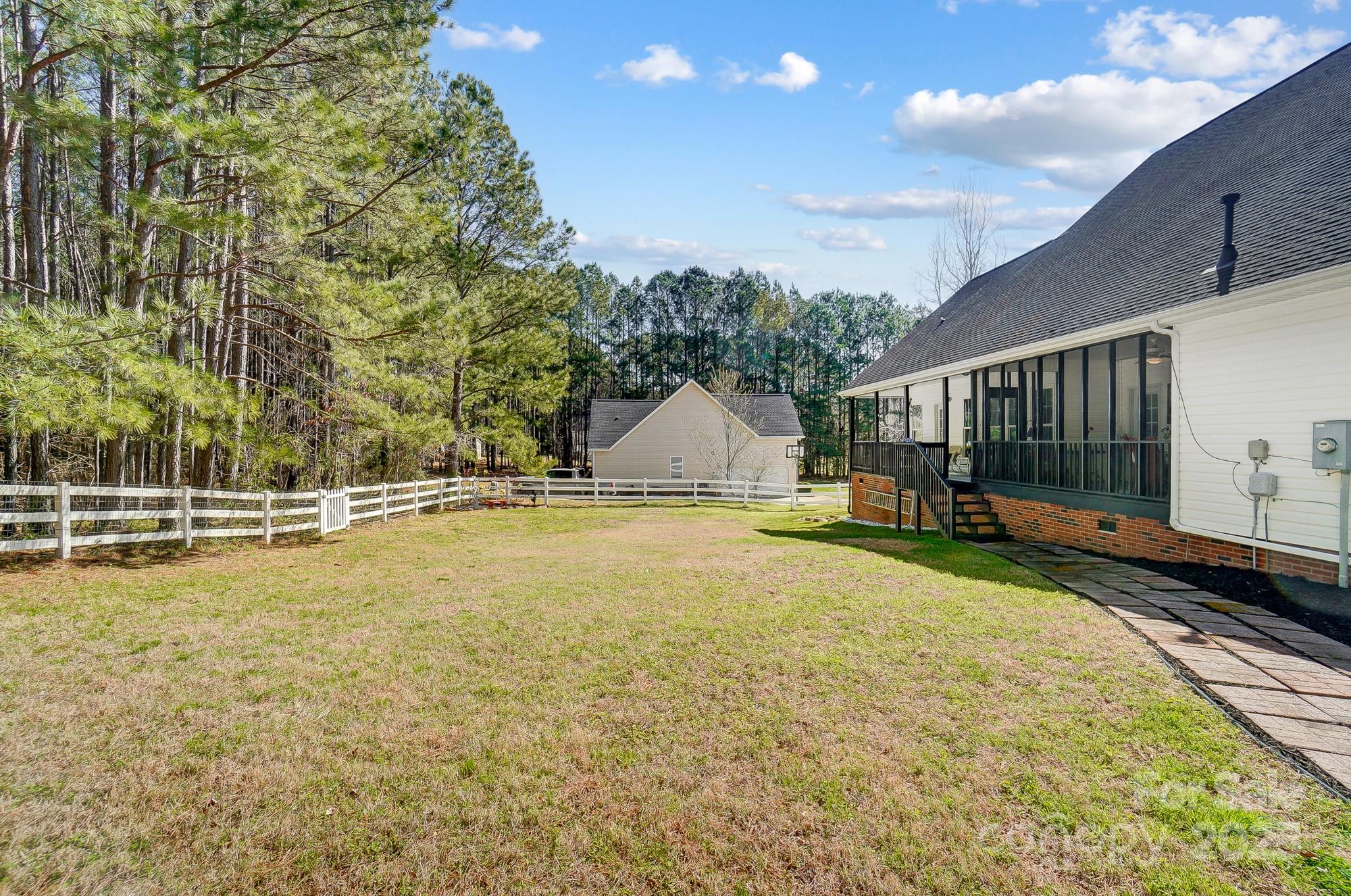 Wild Pine - Residential