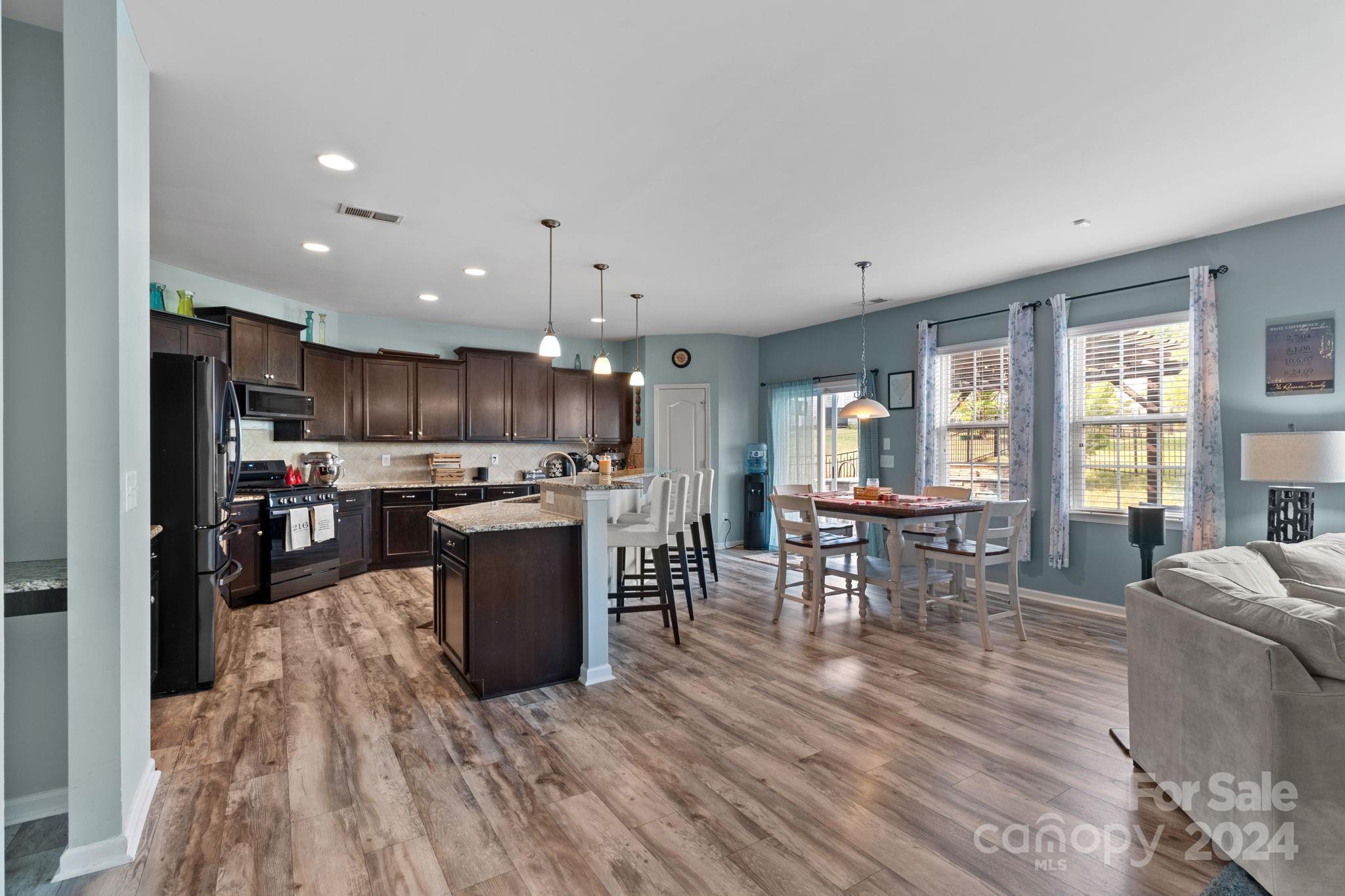 Fullerton Place - Residential
