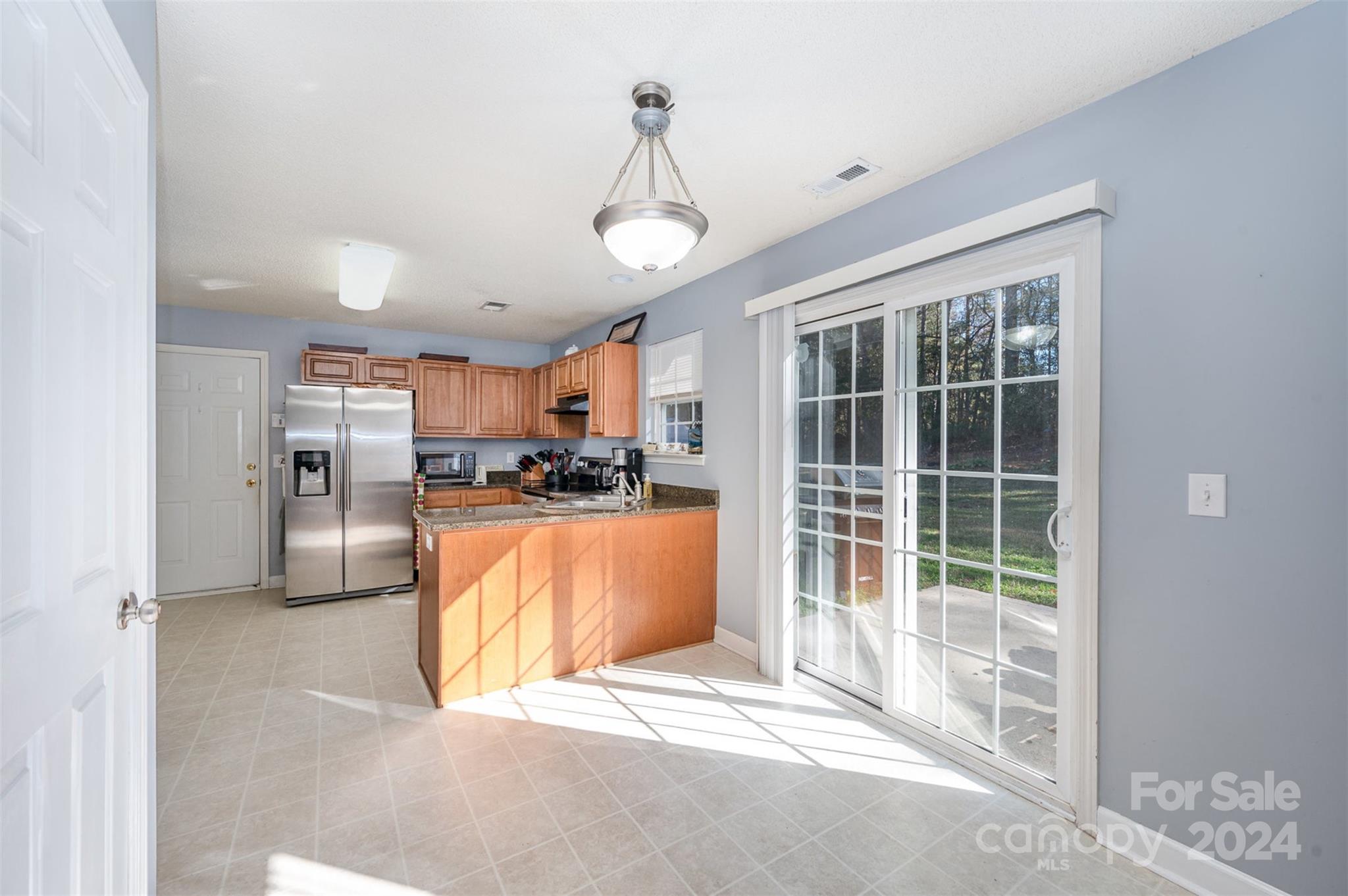 WhiteHall - Residential
