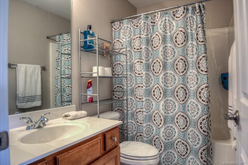 Macaulay - Residential Lease