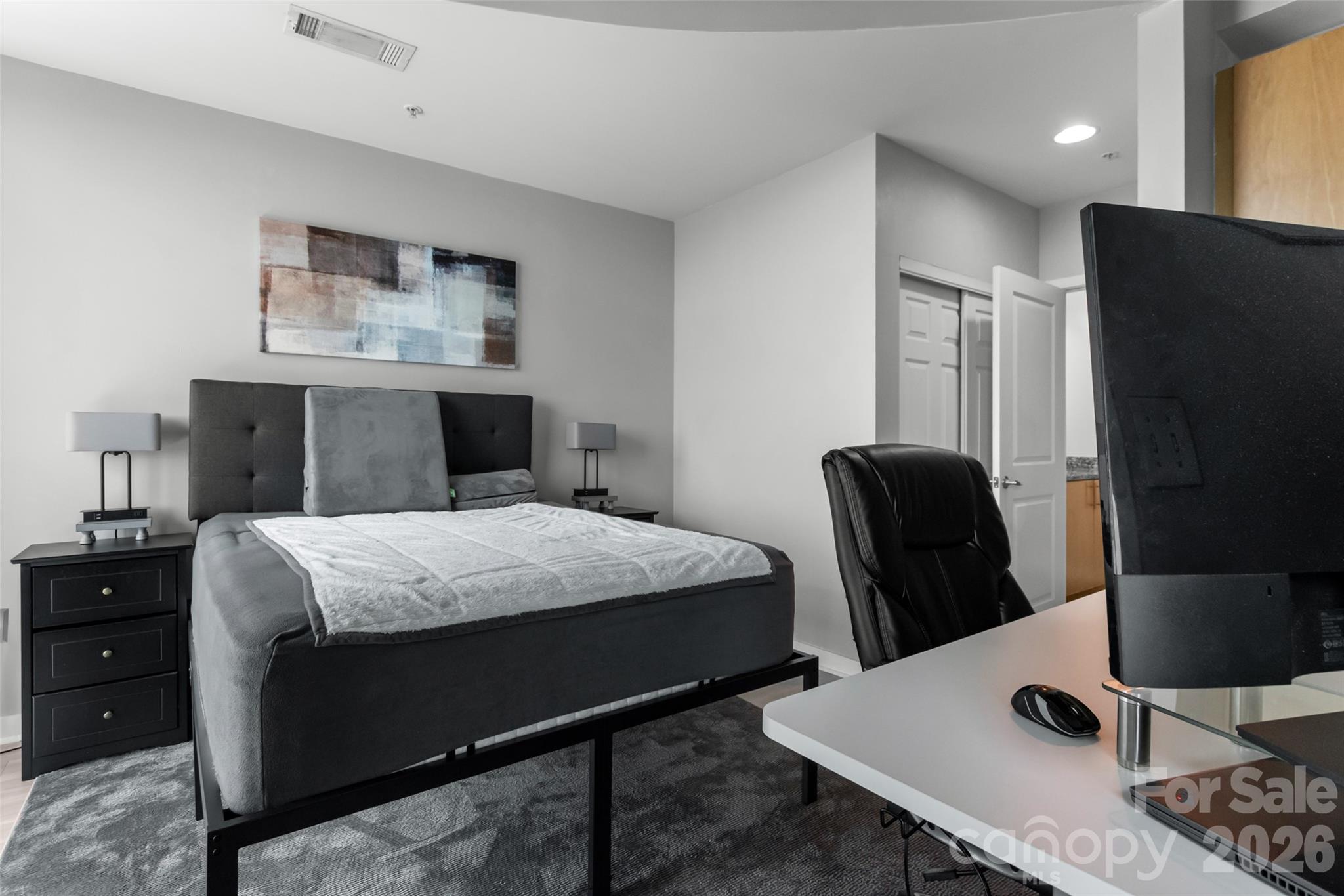 Avenue Condominiums - Residential
