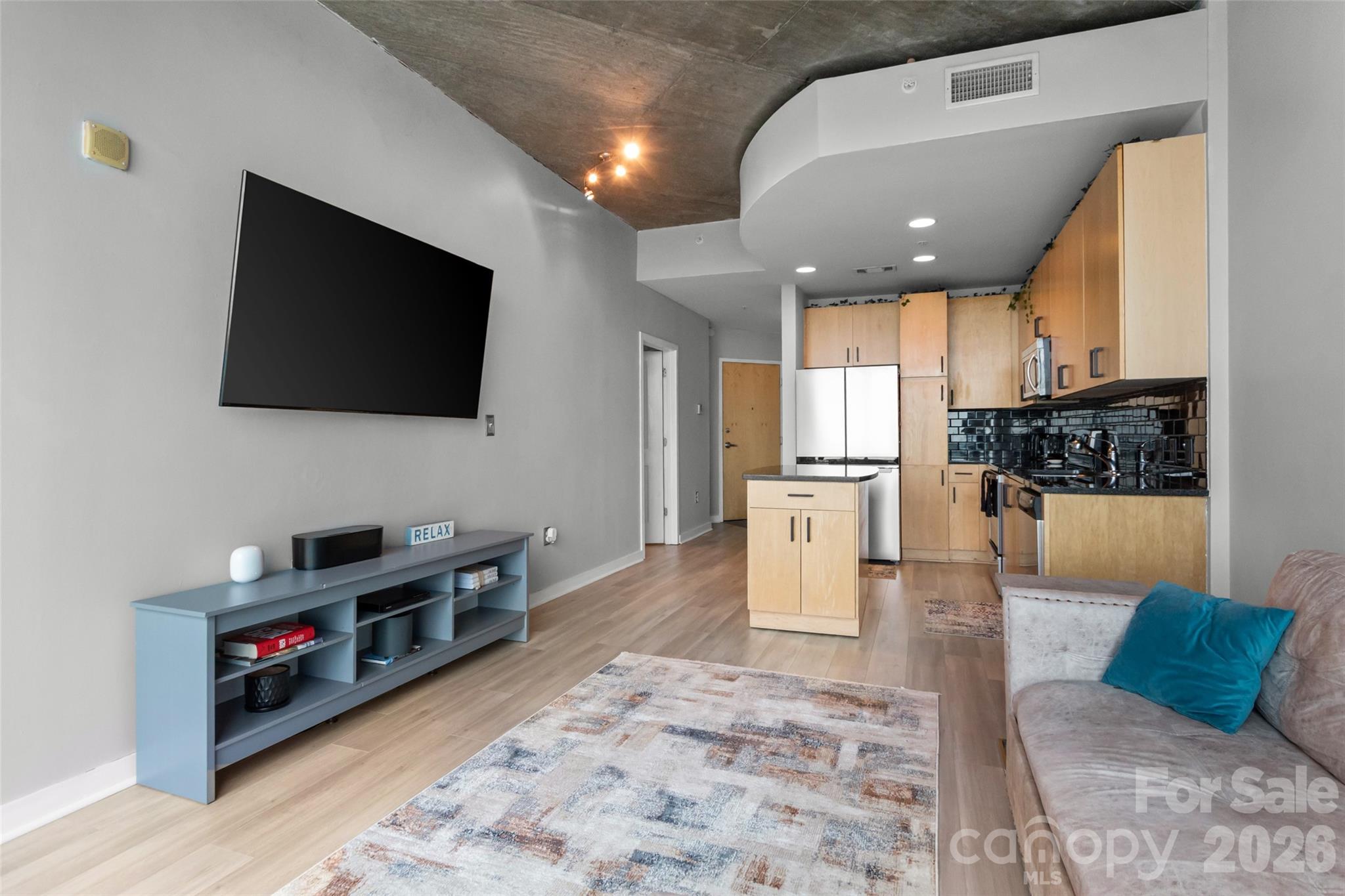 Avenue Condominiums - Residential