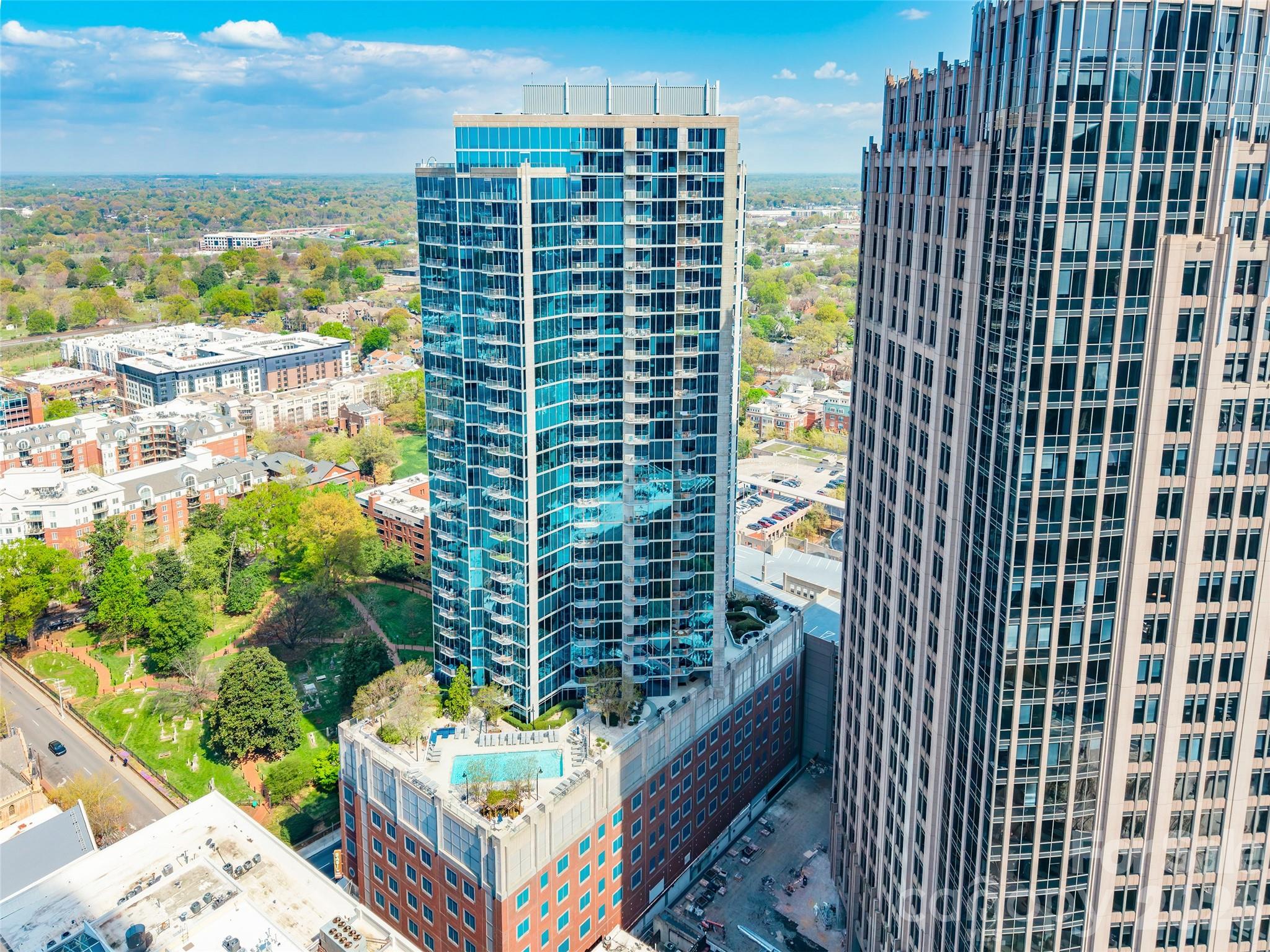 Avenue Condominiums - Residential