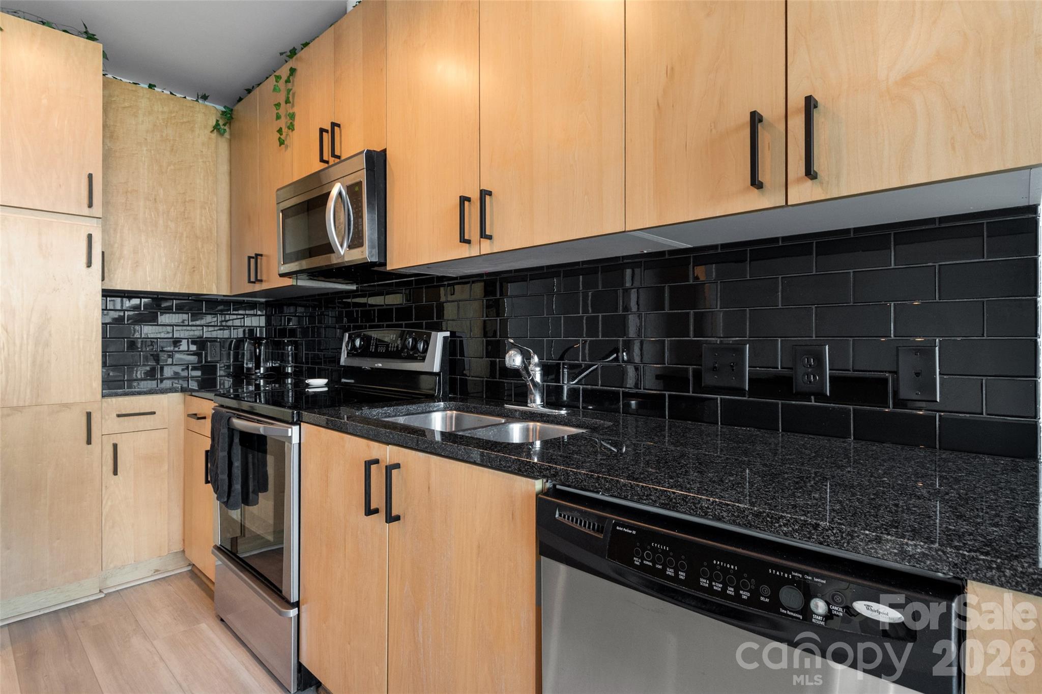 Avenue Condominiums - Residential