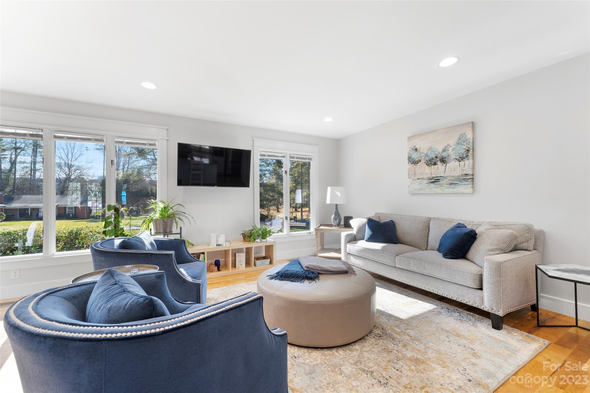 Crestwood - Residential