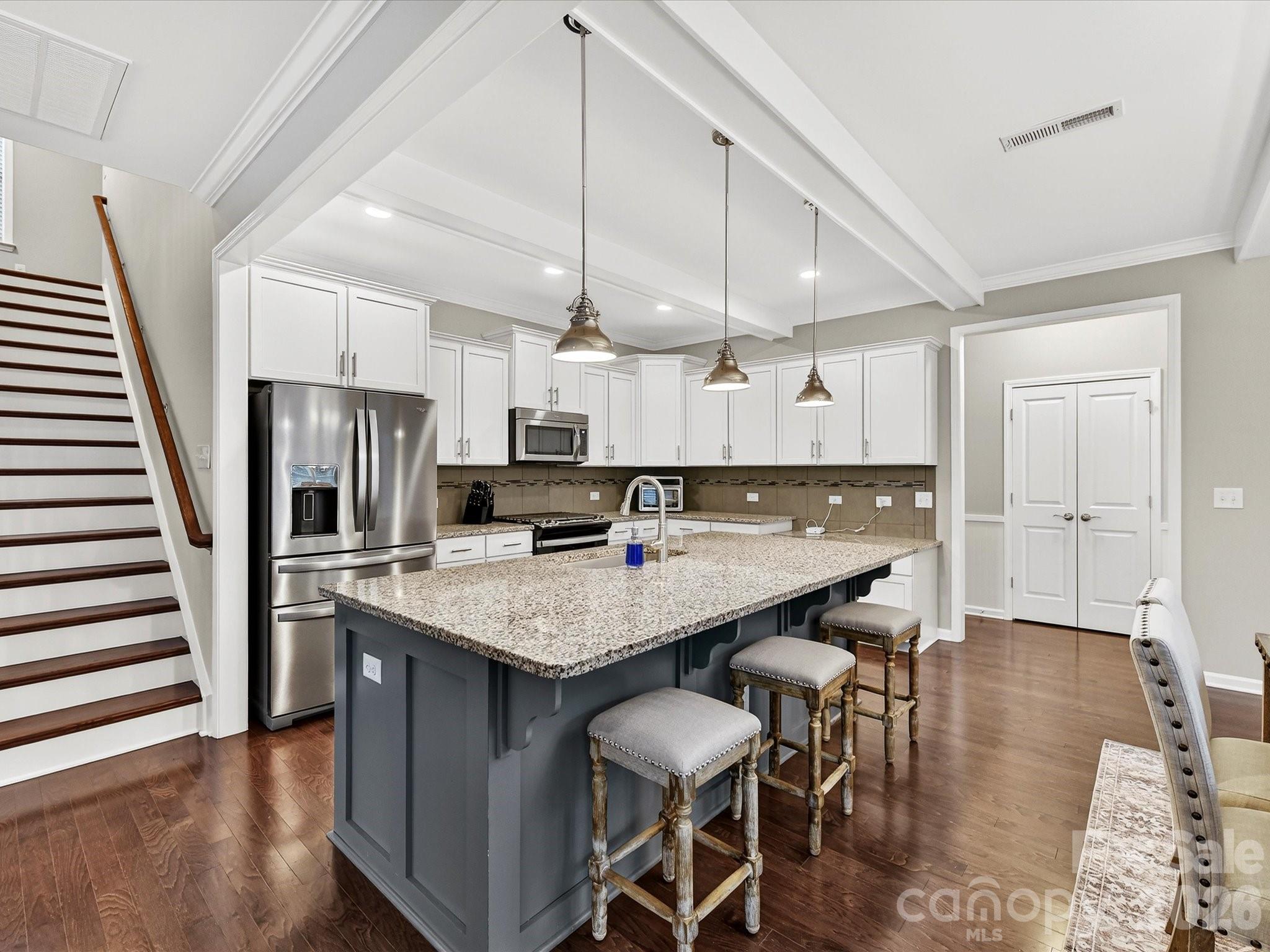 Lake Ridge - Residential