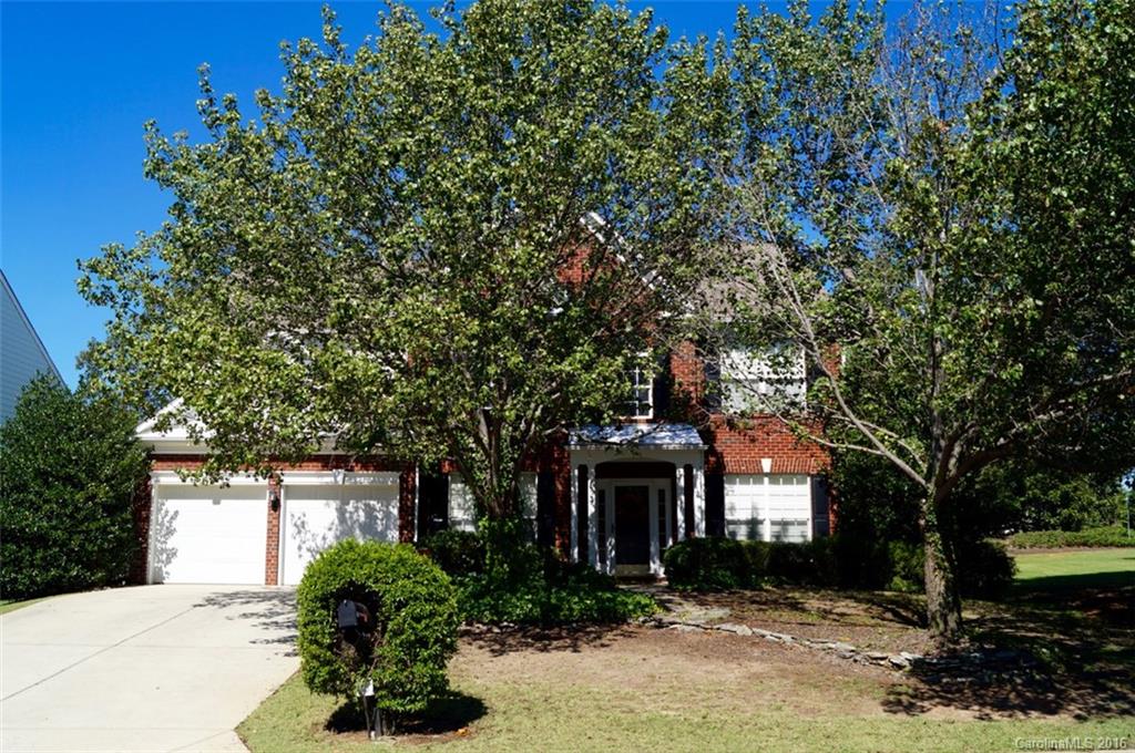 Popular Auburn floorplan in sought after Willowmere! Open two-story entry and great room open to the kitchen with tons of natural lighting! First floor boast formal living, office, dining and kitchen with NEW GRANITE! 2nd floor offers 4 large bedrooms, 2 full baths and laundry room. Large screened porch with adjoining paver patio extends homes living space outdoors! Porch has tile floor and bead board ceiling. Large flat yard with shed. Award Winning Schools!